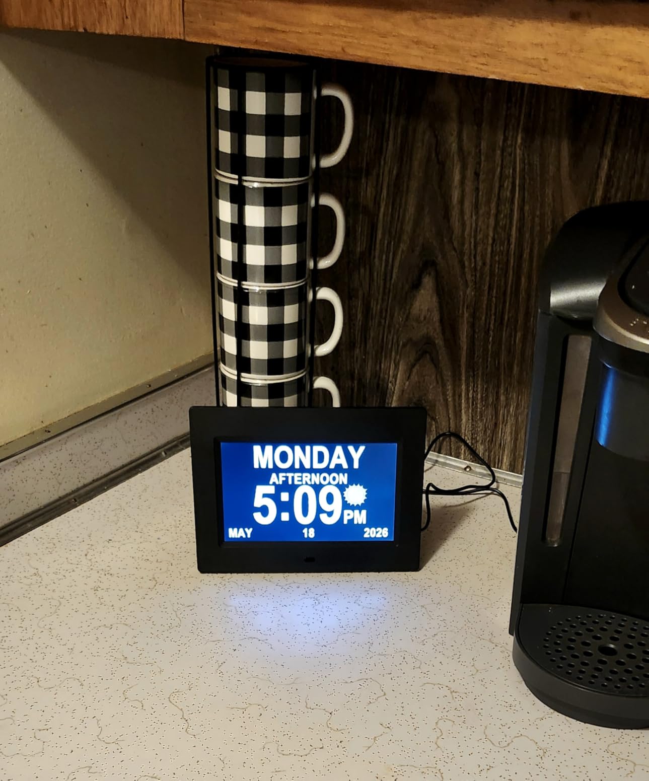 SSINI Digital Calendar Dementia Alarm Clock with Day and Date for Elderly - 15 Alarms 5 Colors Display Large Display Alzheimers Clock Large Digital Clock for Seniors (7in Black) customer photo 1
