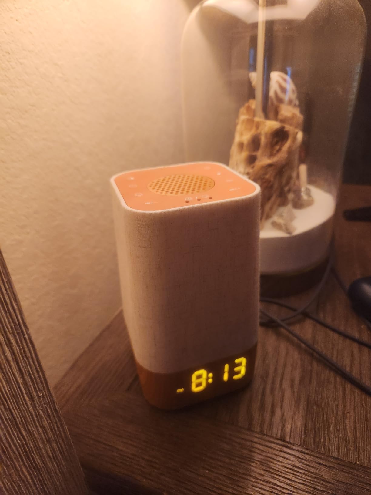Sunrise Alarm Clock with Sound Machine, Gentle Wake Up Light for Bedroom | 10-60 Mins Gradual Light, 30 Soothing Sounds, Adjustable Brightness, 32-Level Volume, Bright & Loud Enough for Dark Morning customer photo 1
