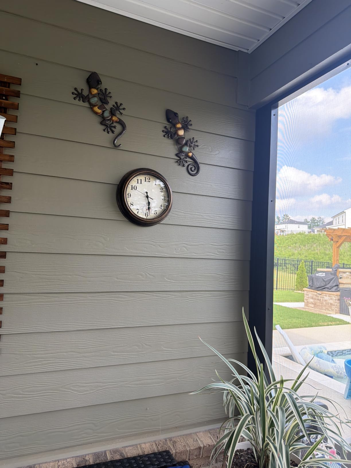 Outdoor Clocks Waterproof with Thermometer Combo Vintage Rustic Wall Clock for Patio Pool Bathroom Kitchen (8 Inch, Bronze) customer photo 1
