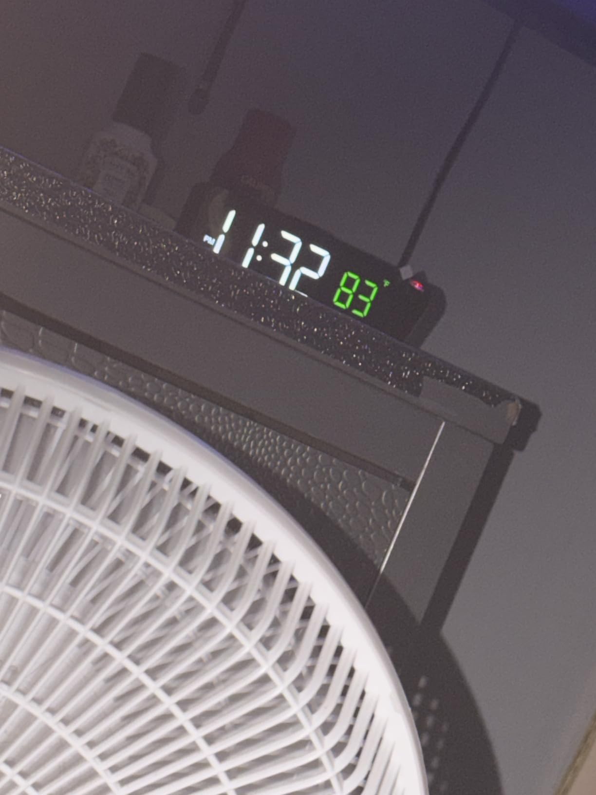 Projection Alarm Clock for Bedroom Ceiling, Small Compact Plug-in Digital Clocks with 180° Rotatable Projector, Temperature 4 Levels Birghtness, 3 Volumes and Snooze (Black) customer photo 1