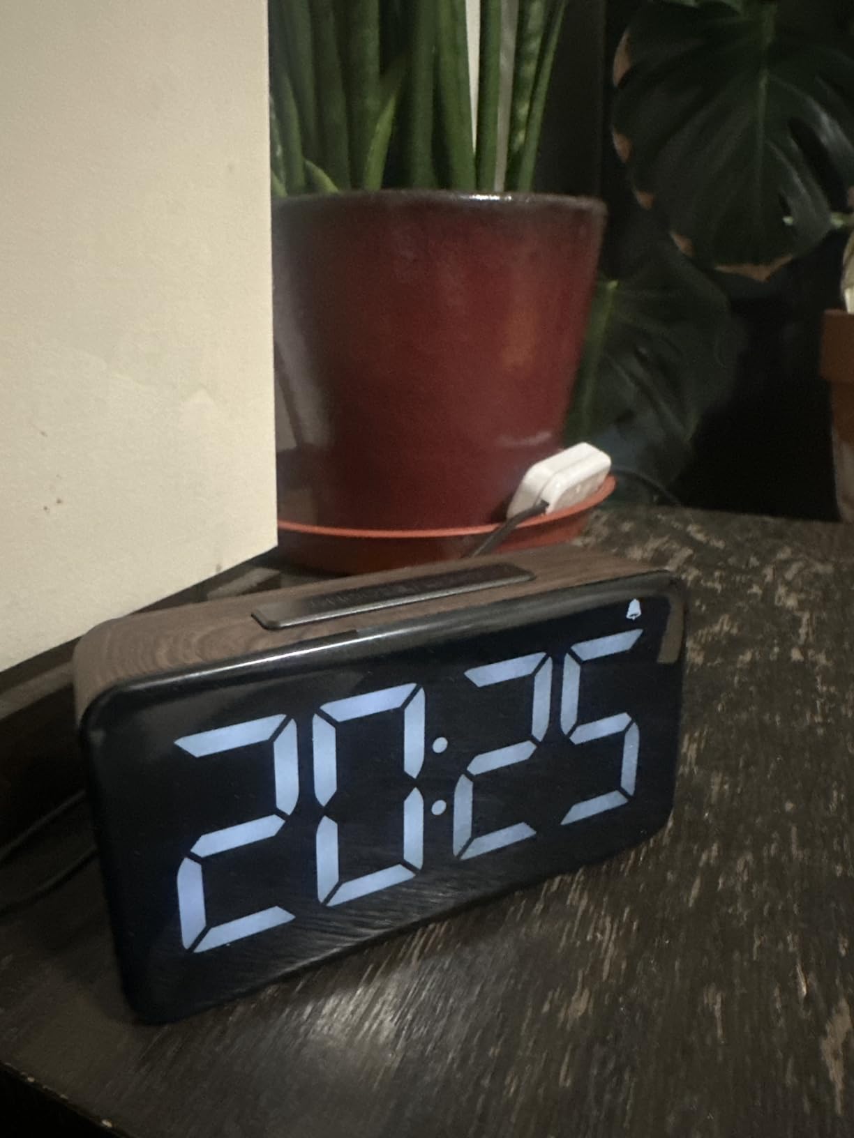 Simple Woodgrain Digital Alarm Clock For Bedrooms - 5.9in Large LED Display | Plug-in Bedside Alarm Clock with 5 Brightness, 2 Volume, 9-Mins Snooze, 12/24H, Easy to use for Seniors and Adults customer photo 1