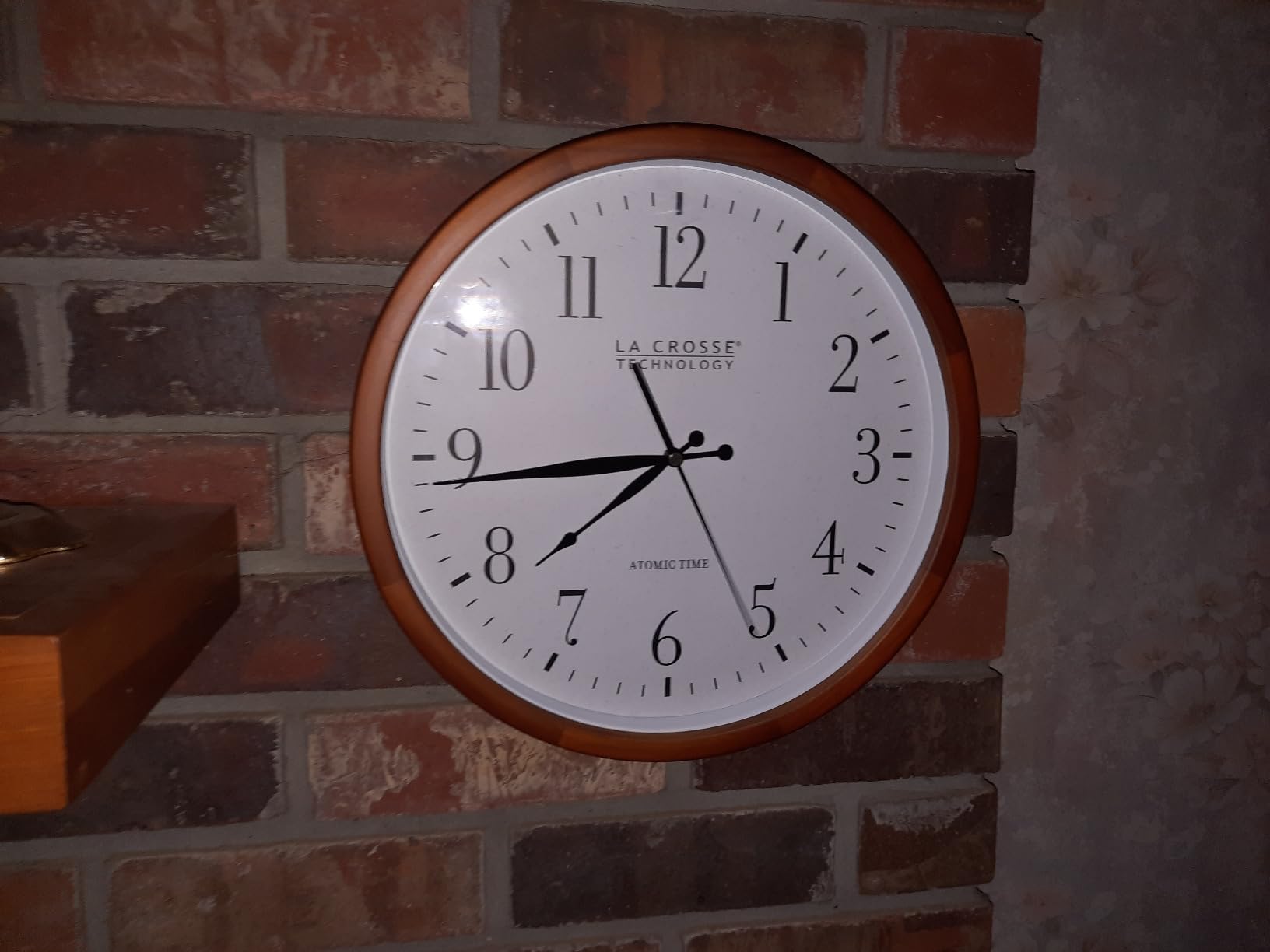La Crosse Technology 404-53707-INT 12.8-Inch Beech Wood Atomic Analog Wall Clock customer photo 2