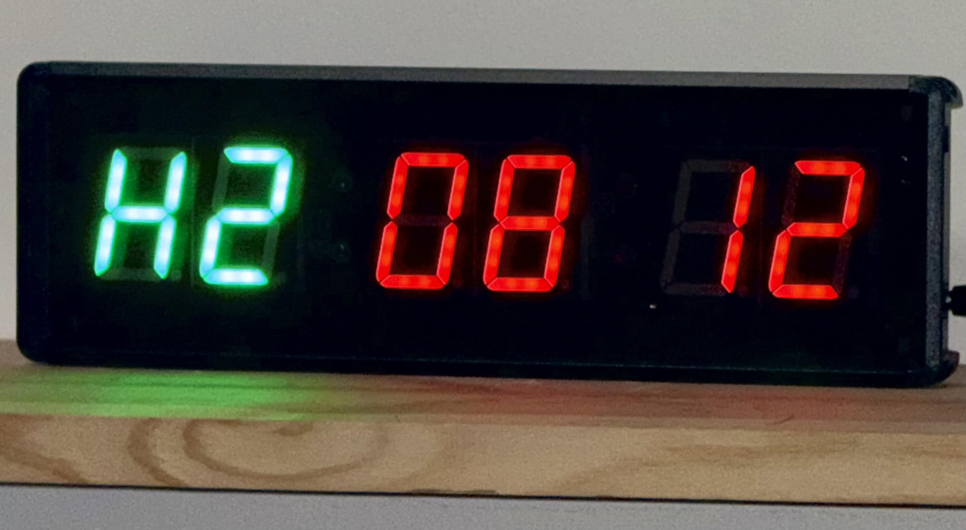 Upgraded Gym Timer Clock for Tabata/FBG/EMOM - Large Digital Interval Workout for Fitness Enthusiast, Count Down & Up | Stopwatch | Workout Clock for Home Gym/Yoga/Boxing/Garage Fitness Times customer photo 1