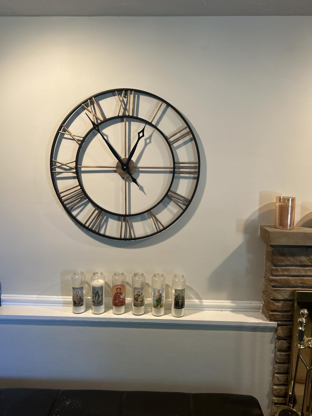 24 Inch Large Wall Clocks for Living Room Decor, Big Roman Numerals Vintage Gold Modern Decorative Metal Oversized Wall Clocks for Bedroom, Kitchen, Office, Housewarming Gift customer photo 2