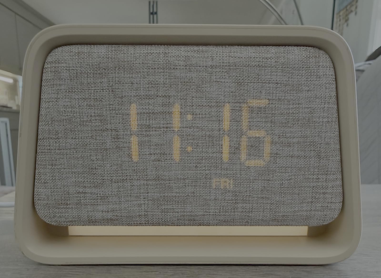 Vivilumens Dual Alarm Clock Wooden 20 White Noise Sound Machine | Gentle Wake Up Light Sleeping Digital Dimmable Night Light Bedside Lamp Sunrise Alarm Clock for Bedroom Gift for Mom Girls customer photo 2