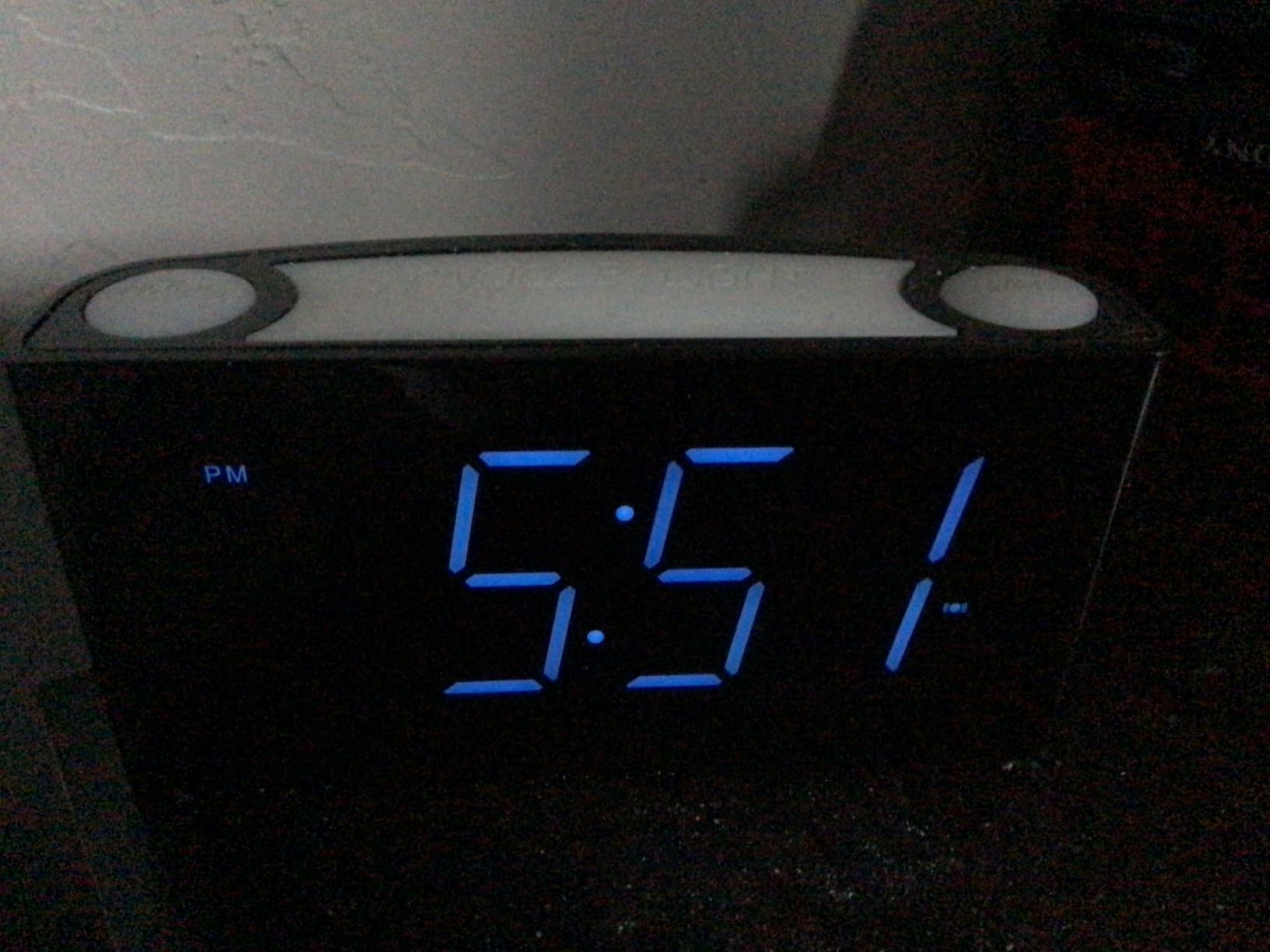 Mesqool Vibrating Alarm Clock with Bed Shaker for Heavy Sleepers | Powerful vibration and buzzer with 3 wake modes, RGB display, night light, dual USB charging, and battery backup customer photo 1