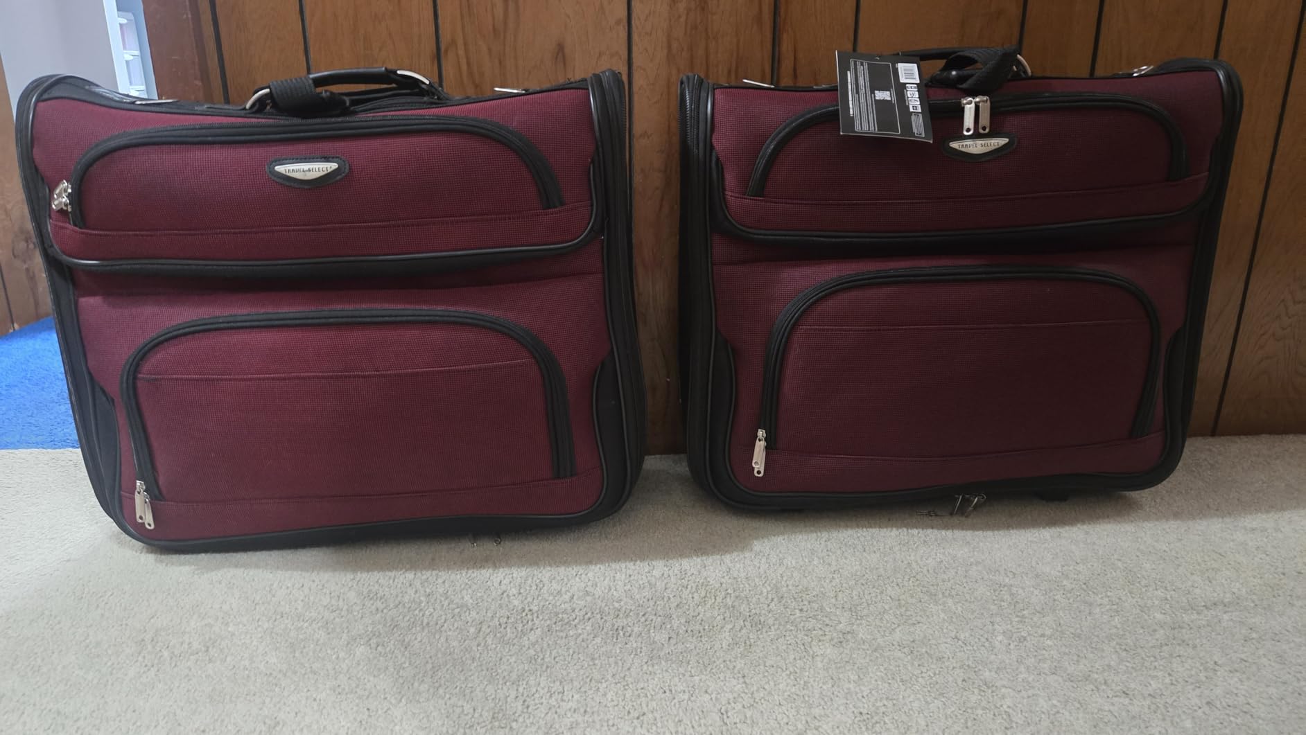 Travel Select Amsterdam Business Rolling Garment Bag, Softside Expandable Rolling 2-Wheeled Suit Carrier, Red, One Size customer photo 2