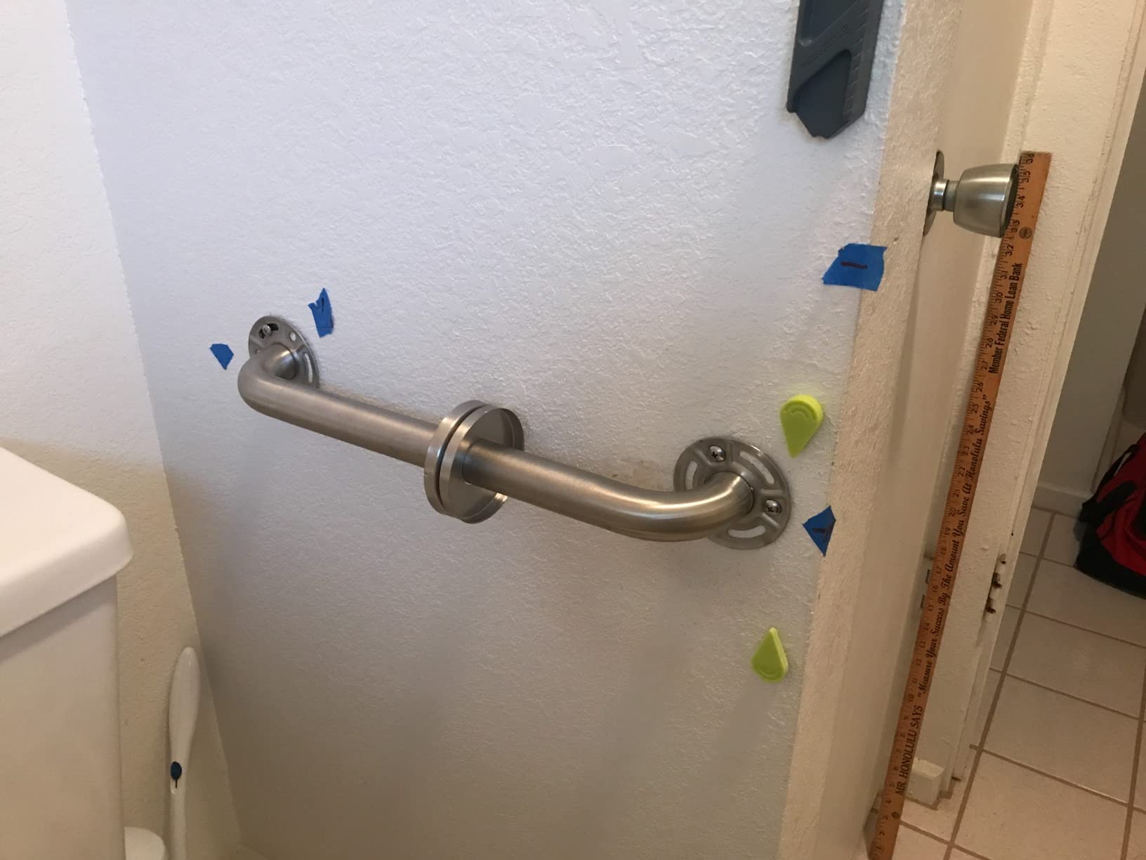 Moen Home Care Bathroom Safety 18 Inch Stainless Steel Handicap Grab Bar for Bathtub and Shower, Slip Resistant Finish, Elderly Assistance Product, Polished Brass, R8918P customer photo 1