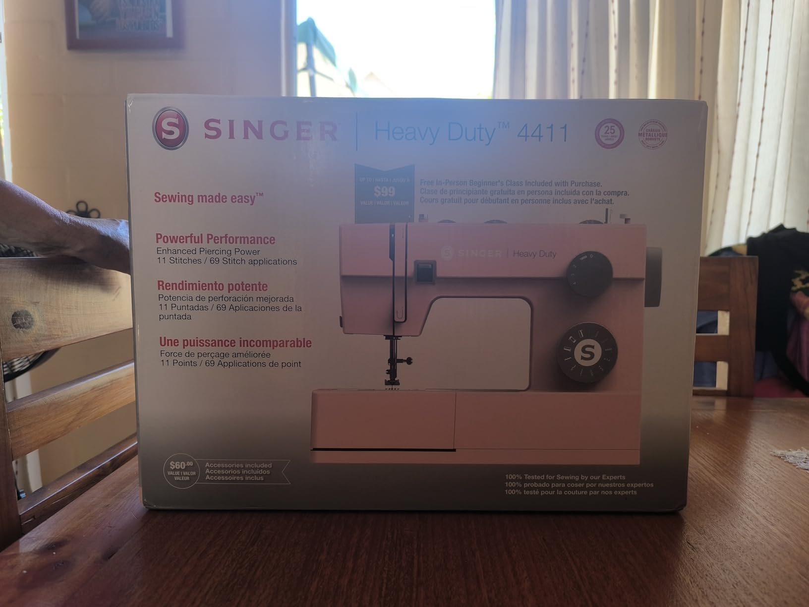 SINGER® 4411 (Grey) High Speed Heavy Duty Sewing Machine with Accessories | 11 stitches deliver 69 applications, 50% more power for denim and canvas, metal frame, 4-step buttonhole, 1100 stitches/min customer photo 2