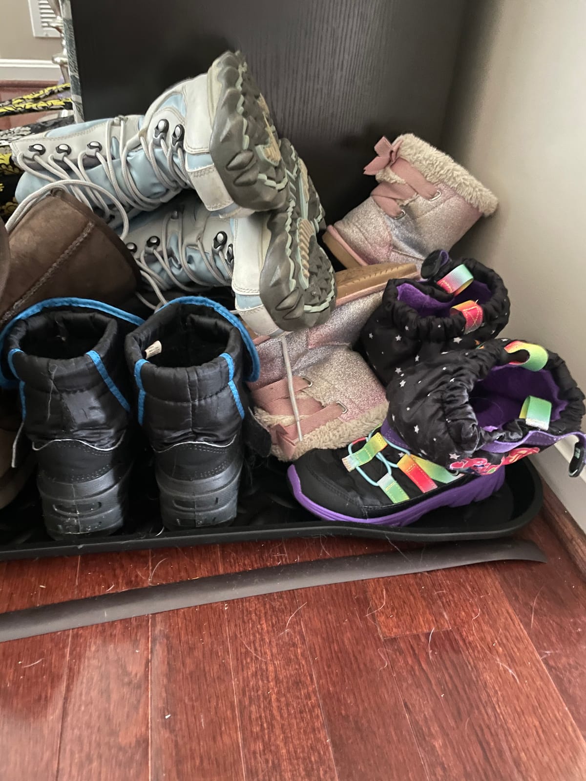 JobSite Heavy Duty Boot Tray, Multi-Purpose for Shoes, Pets, Garden - Mudroom, Entryway, Garage - Indoor or Outdoor - 15 x 28 Inch - 1 Pack customer photo 1