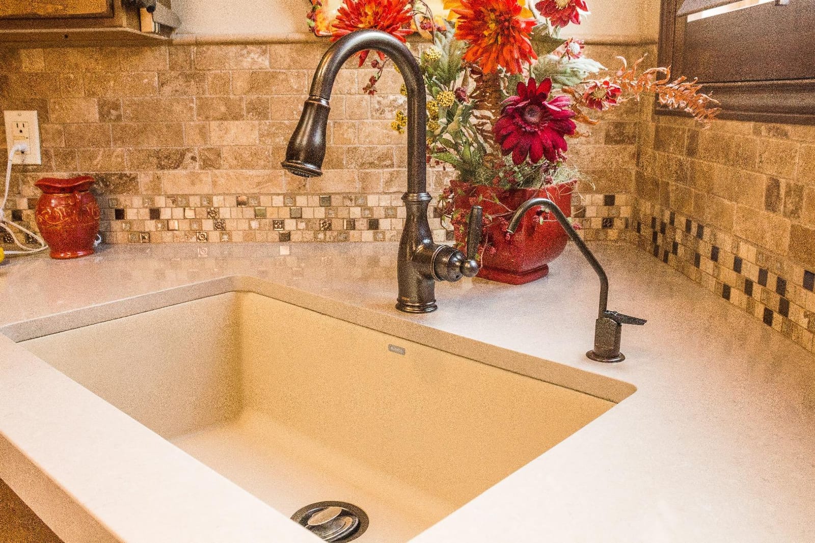 Moen Brantford Oil Rubbed Bronze Traditional One-Handle Kitchen Faucet with Pulldown Sprayer Featuring Power Boost and Reflex Docking System, 7185ORB customer photo 2
