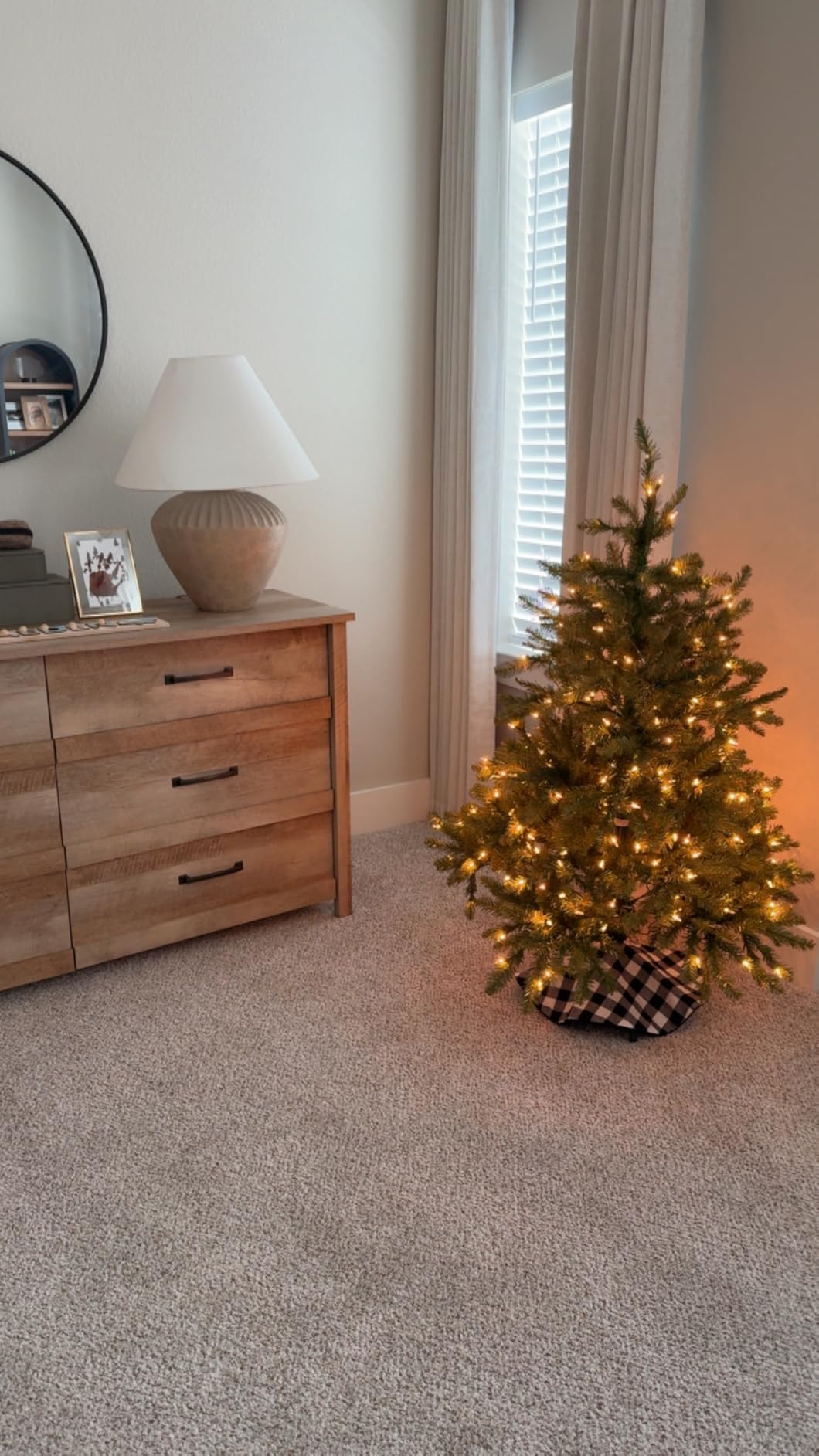National Tree Company 6.5ft Pre-Lit Dunhill Fir Artificial Christmas Tree customer photo 2