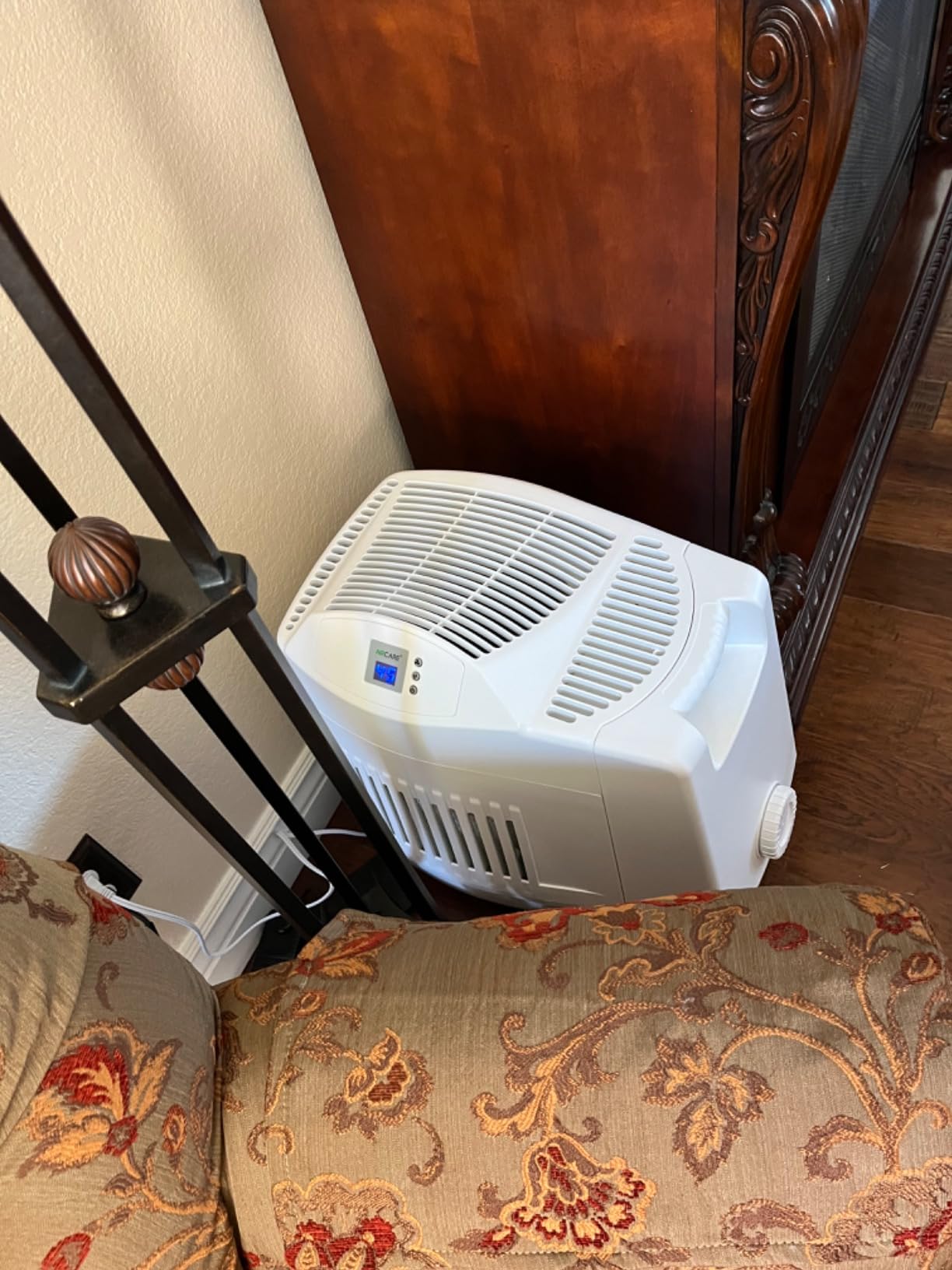 AIRCARE MA Whole-House Console-Style Evaporative Humidifier (Console) customer photo 1