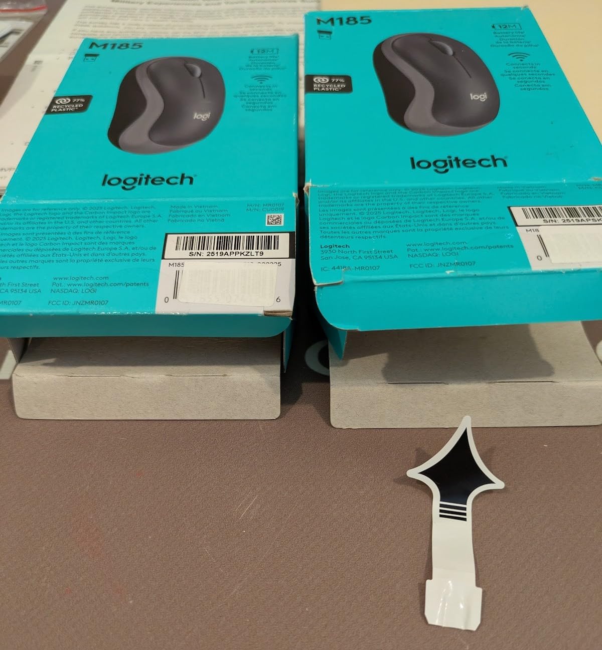 Logitech M185 Compact Ambidextrous 2.4 GHz Wireless Mouse - Swift Grey customer photo 1