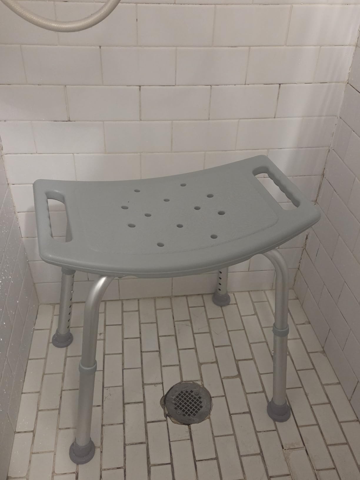 Drive Medical Adjustable Shower and Bath Chair with Suction Feet, Non-Slip customer photo 2