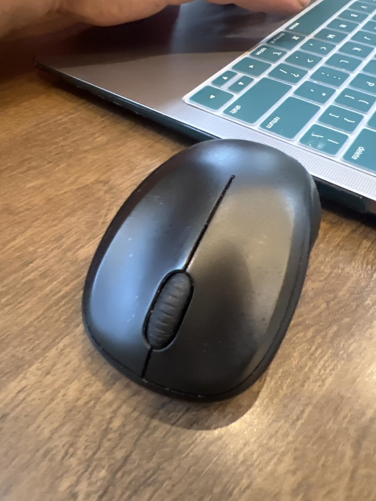 Logitech M317 Compact Ambidextrous 2.4 GHz Wireless Mouse - Blue customer photo 2