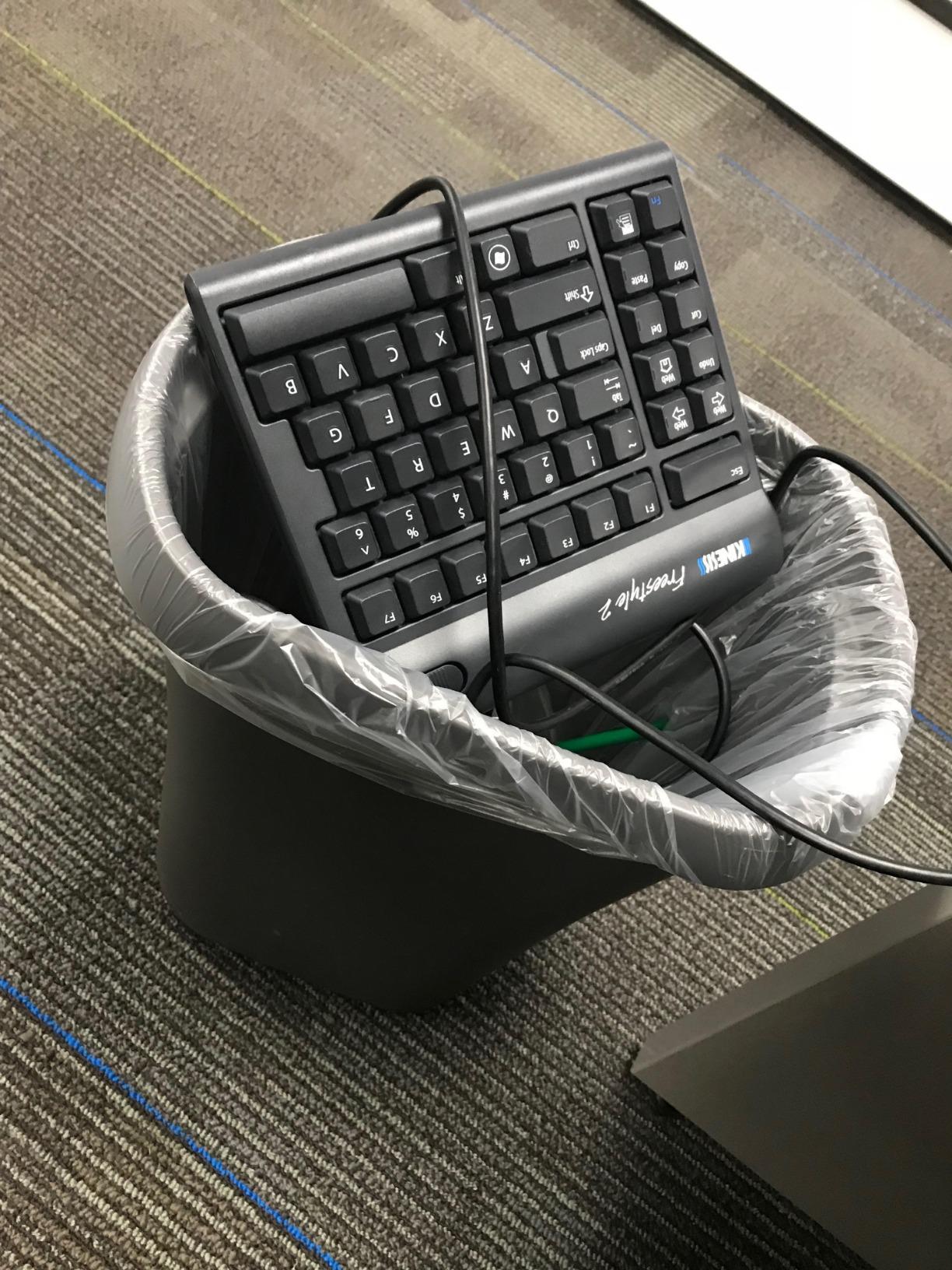 KINESIS Freestyle2 Ergonomic Keyboard for PC (9