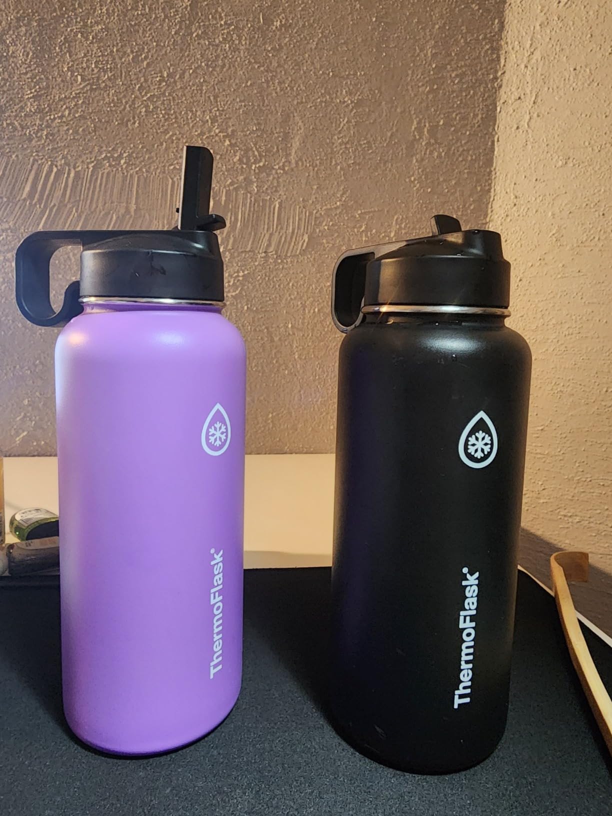 ThermoFlask 40 oz Double Wall Vacuum Insulated Stainless Steel Water Bottle - Reusable with Leakproof Chug & Straw Lids - Keeps Drinks Cold 24 hr/Hot 12 hr - Easy Maintenance - Gym/On-the-Go, Cobalt customer photo 2