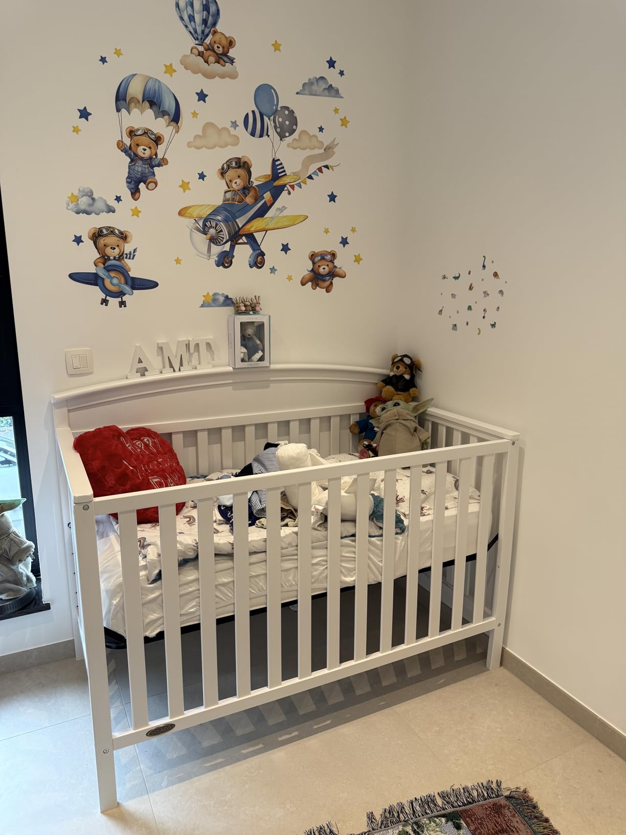 Graco Benton 5-in-1 Convertible Crib, White customer photo 2