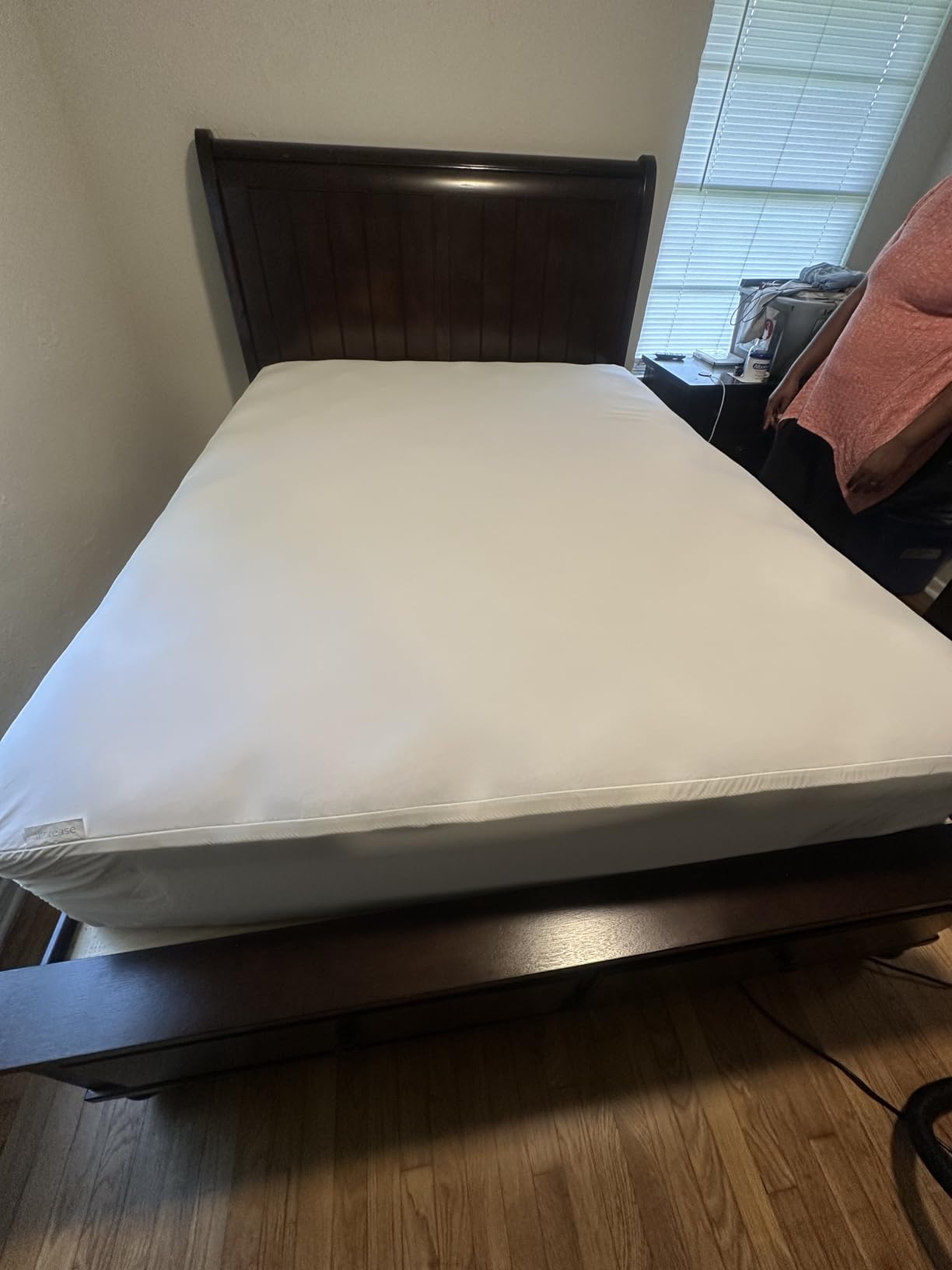AllerEase Maximum Allergy Mattress Protector, Queen Size customer photo 1