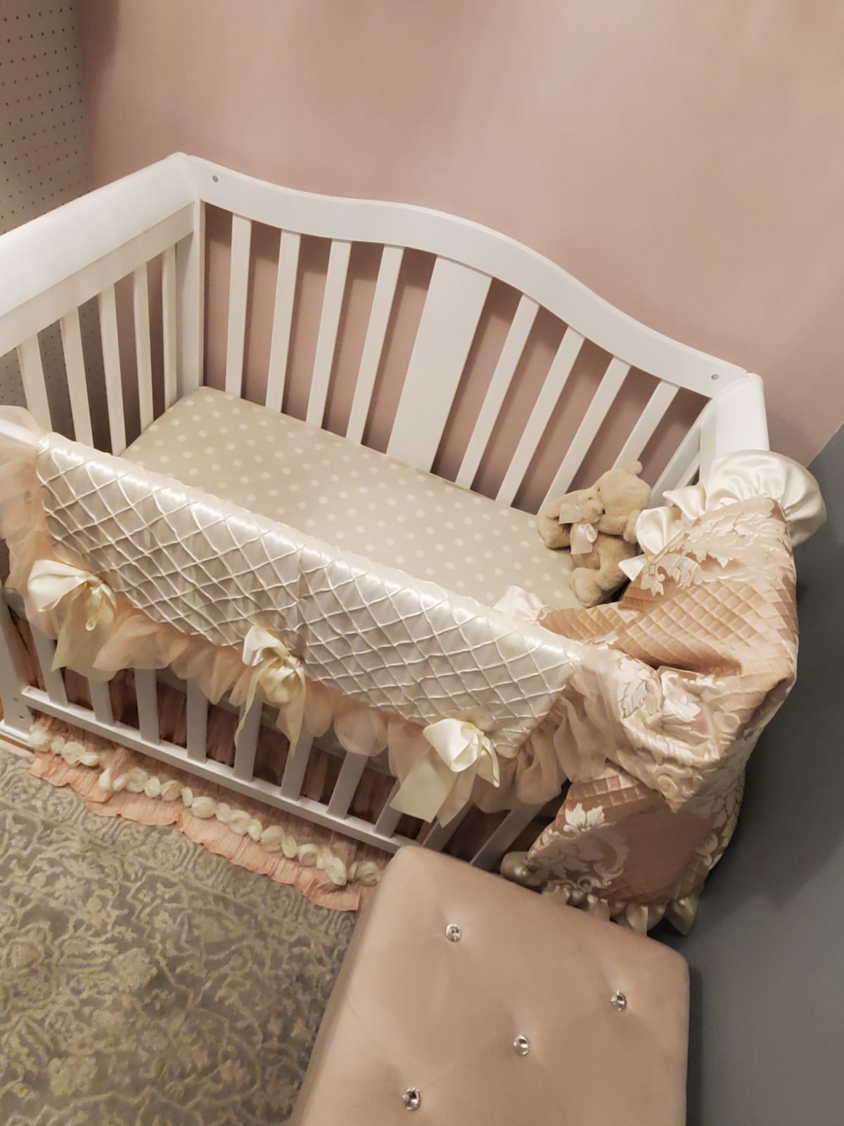 Dream On Me Addison 4-in-1 Convertible Mini Baby Crib in White, GreenGuard Gold & JPMA, Non-Toxic, Pinewood, Converts to Mini Daybed & Twin Bed, 1″ Mattress Pad, for Best for Small Nursery customer photo 1