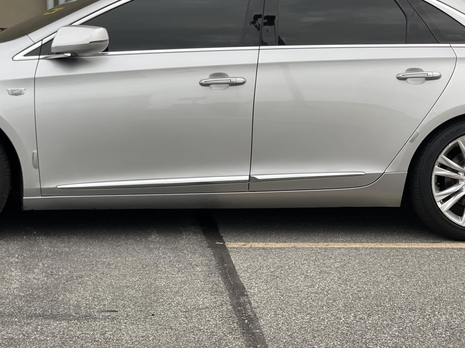 4 Pcs Status High Glossy Slim Door Edge Guards Bumper Protector Trim Guard Sticker Molding for Motors Auto Vehicle Silver Color customer photo 2
