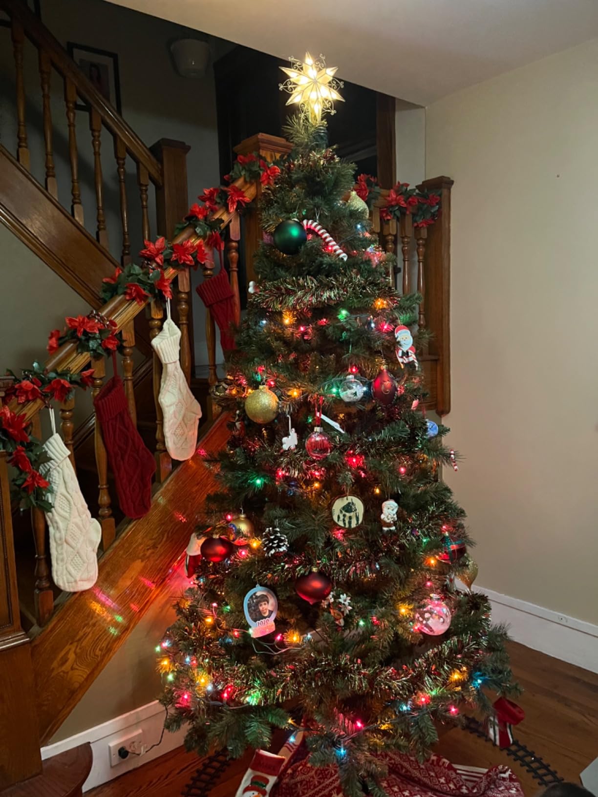 Kurt Adler 10-Light 6-Point Capiz Star Treetop with Scroll Design customer photo 2