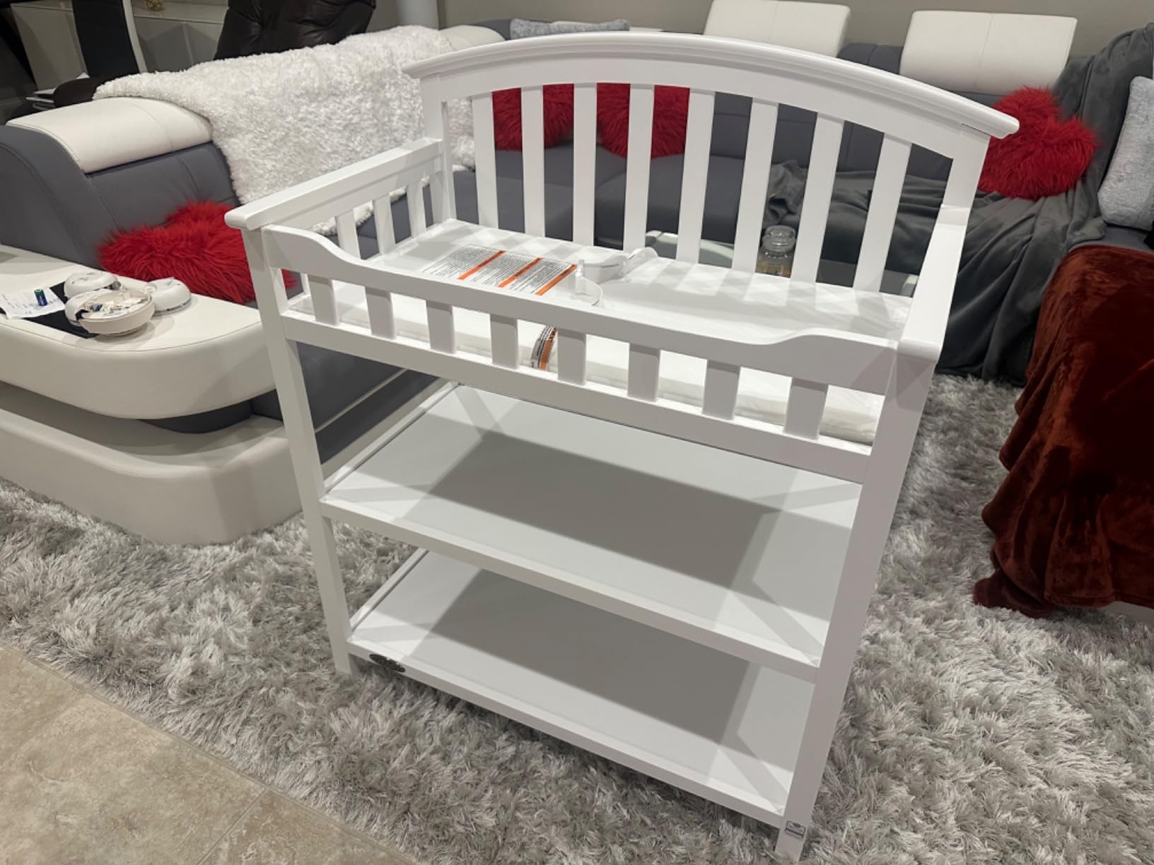 Graco Changing Table with Water-Resistant Changing Pad, White customer photo 2