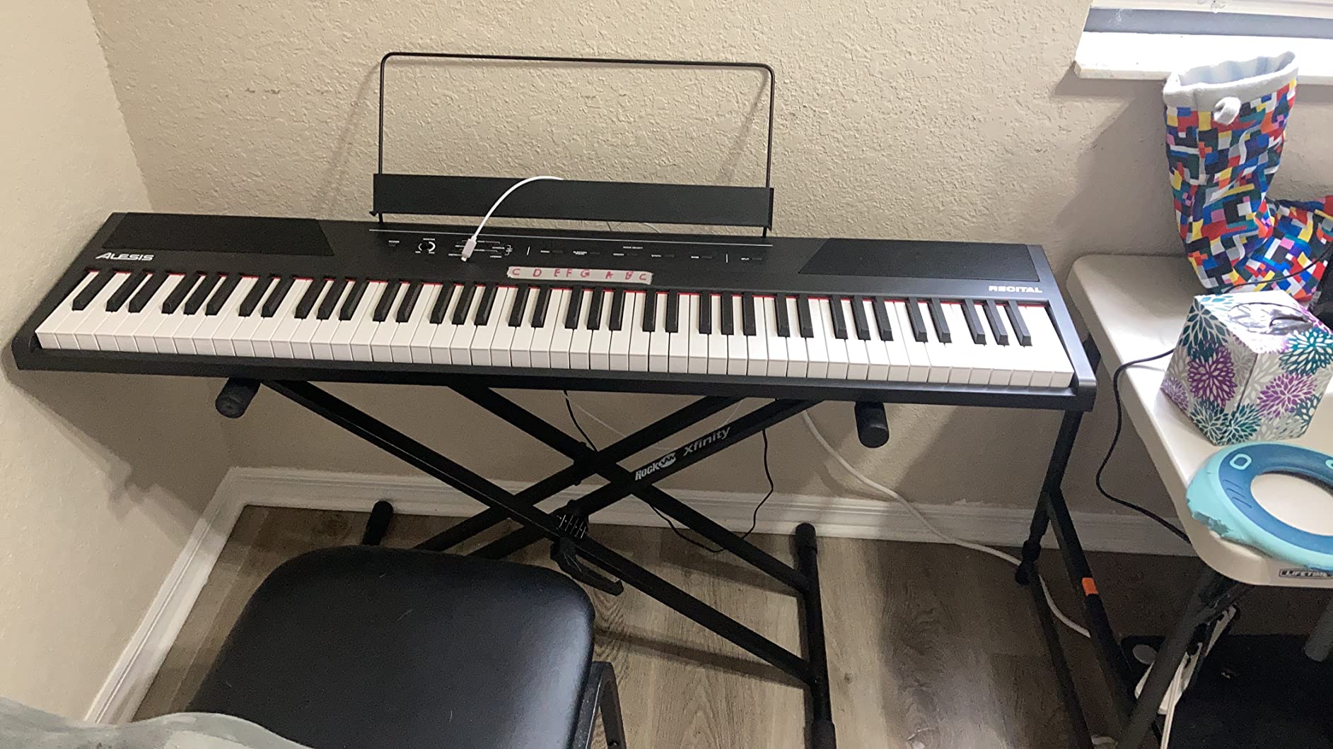 RockJam Xfinity Double X Keyboard Stand, Pre-Assembled & Adjustable customer photo 2