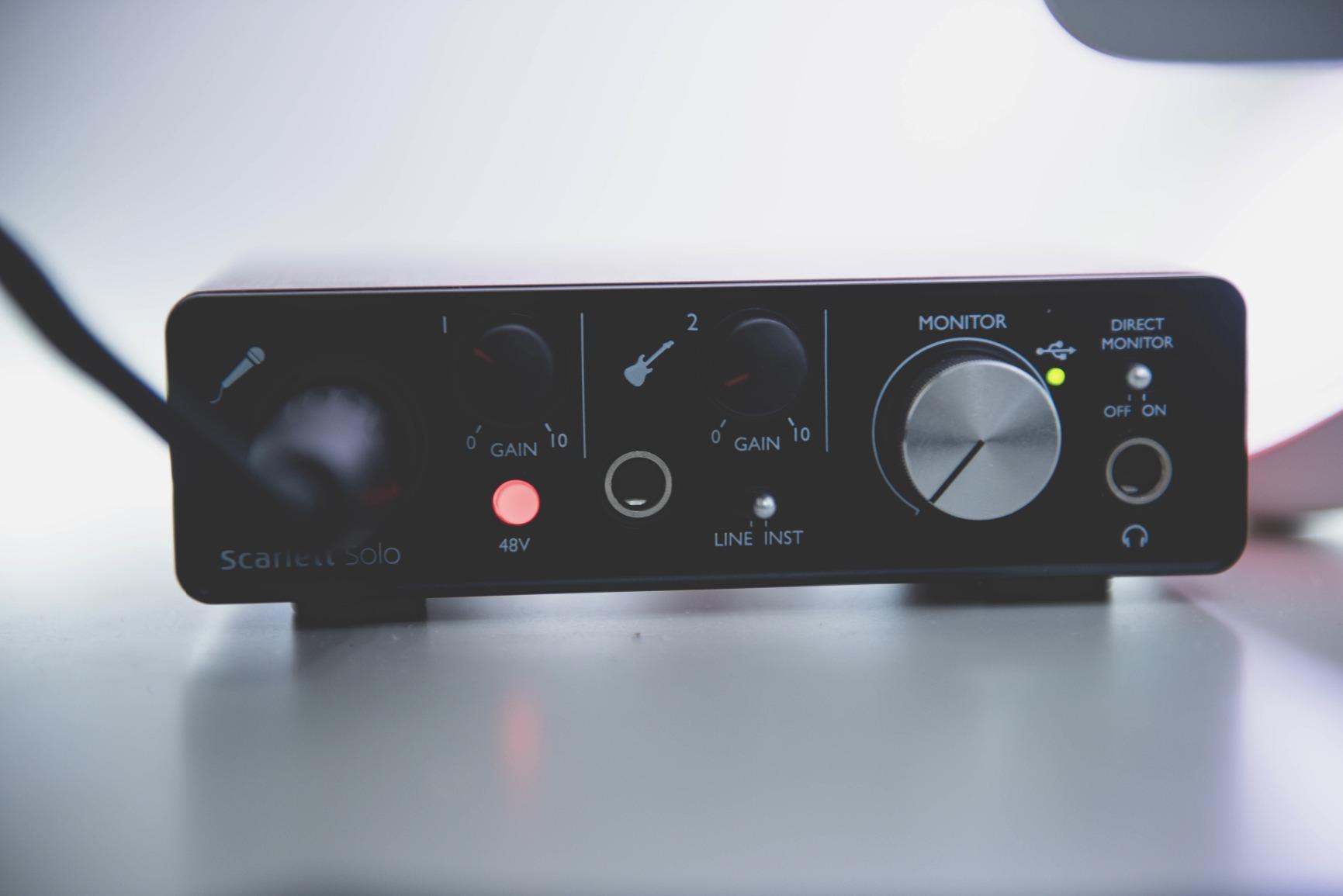 Focusrite Scarlett Solo (2nd Gen) USB Audio Interface with Pro Tools | First customer photo 1
