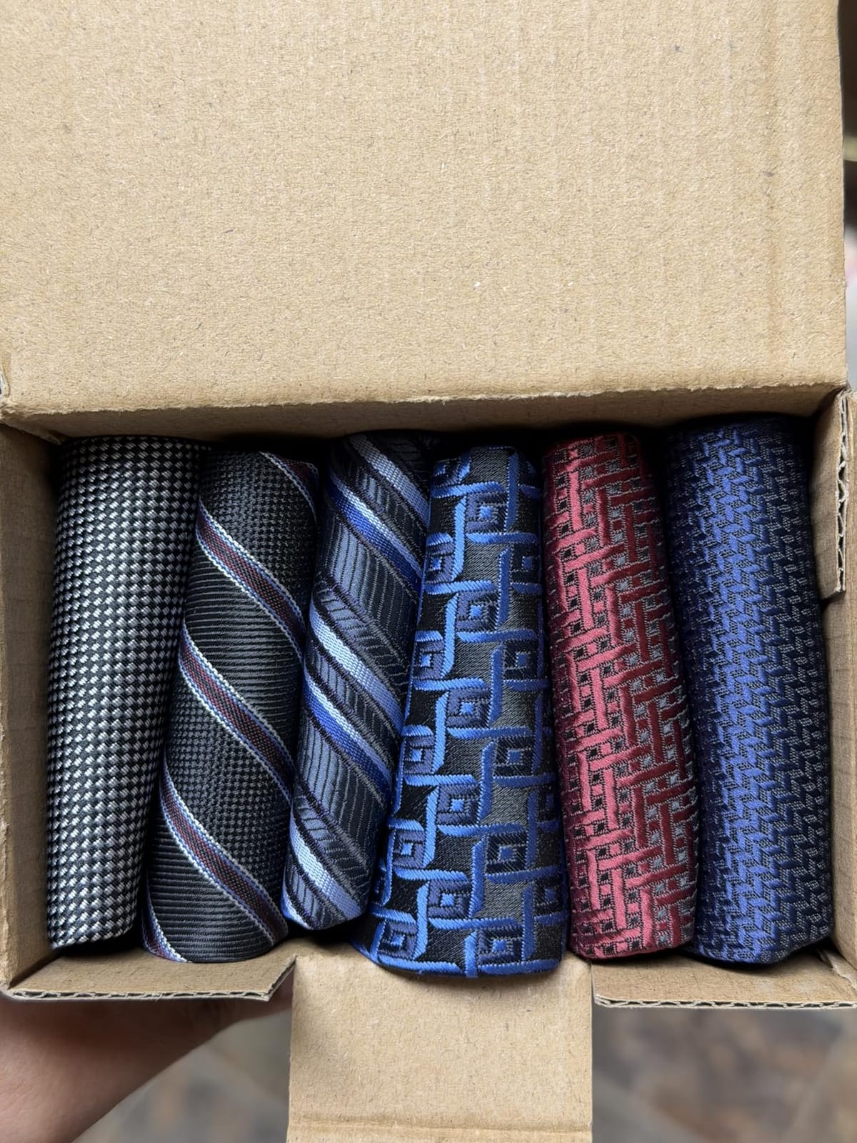 WeiShang Lot 6 PCS Classic Men's Tie Necktie Woven JACQUARD Neck Ties customer photo 2