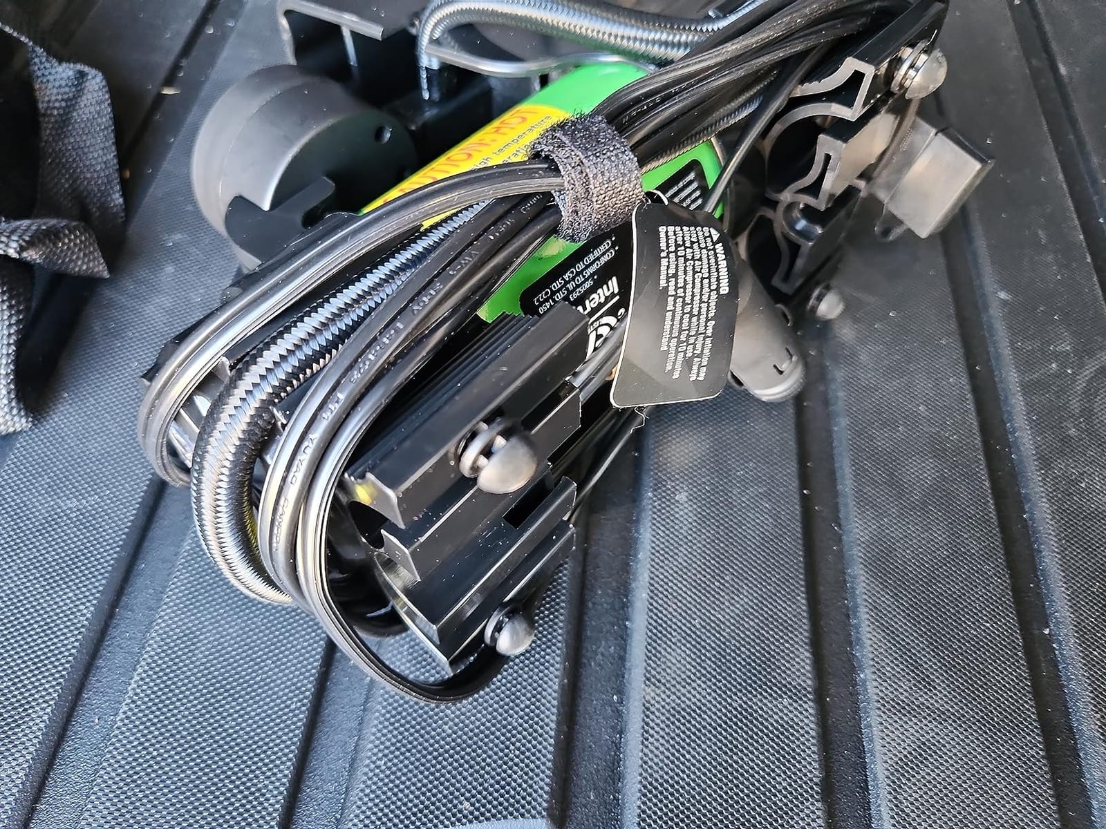 EPAuto 12V DC Portable Air Compressor Pump, Digital Tire Inflator customer photo 1
