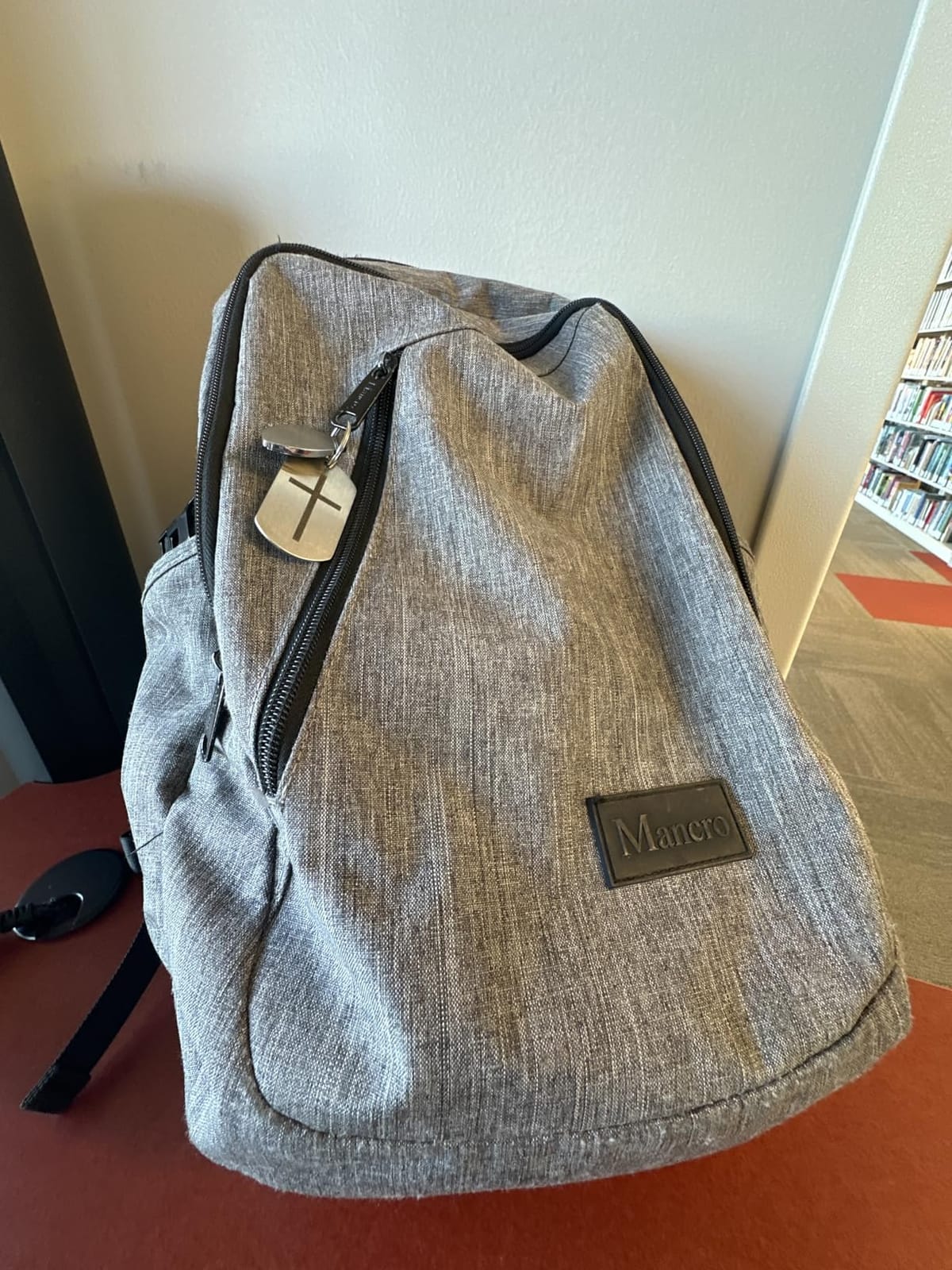 Mancro Laptop Backpack for Travel, Anti-theft Business Backpack for Men customer photo 1
