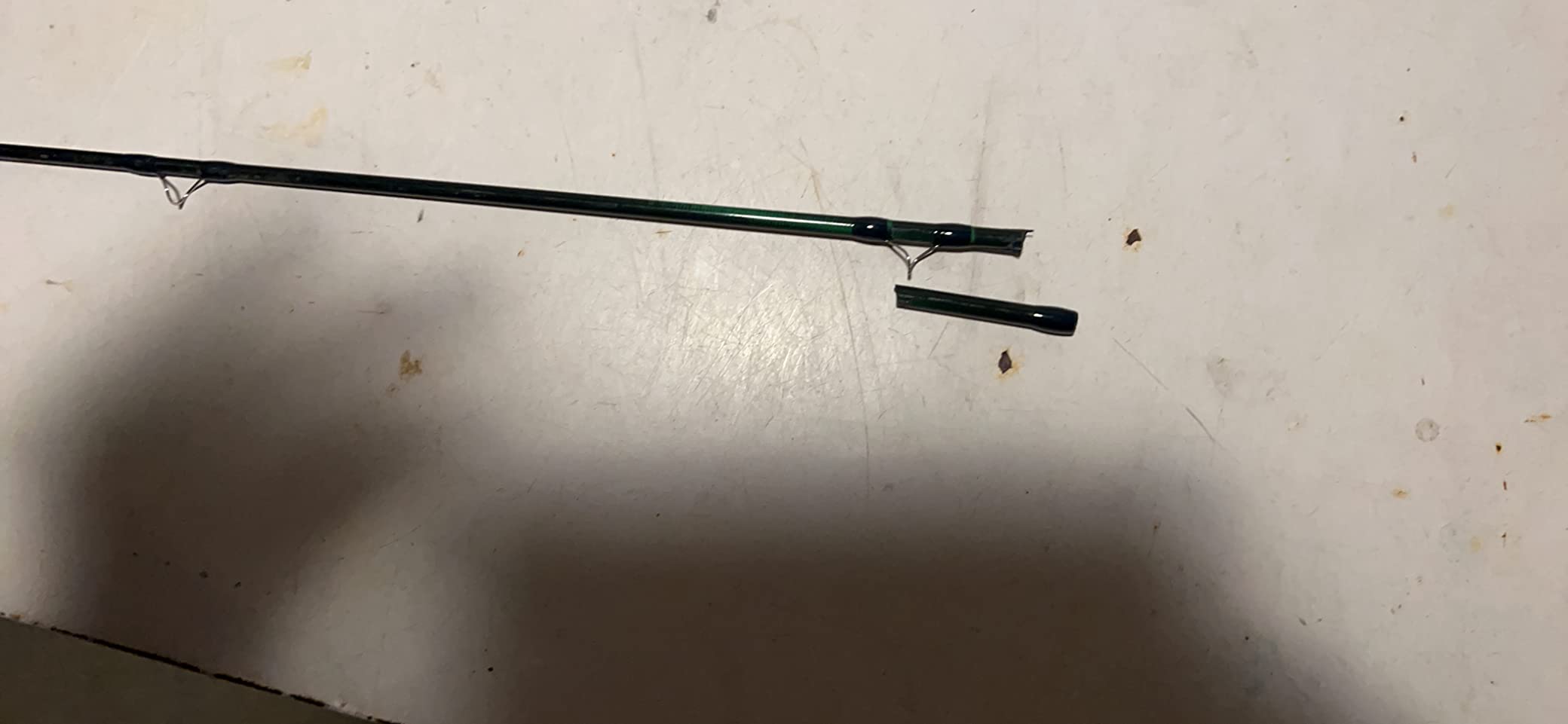M MAXIMUMCATCH Maxcatch Extreme Graphite Fly Fishing Rod 4-Piece 9 Feet with IM6 Carbon Blank, Hard Chromed Guides, A Cork Grip (Size:3/4/5/6/7/8/10wt) customer photo 2