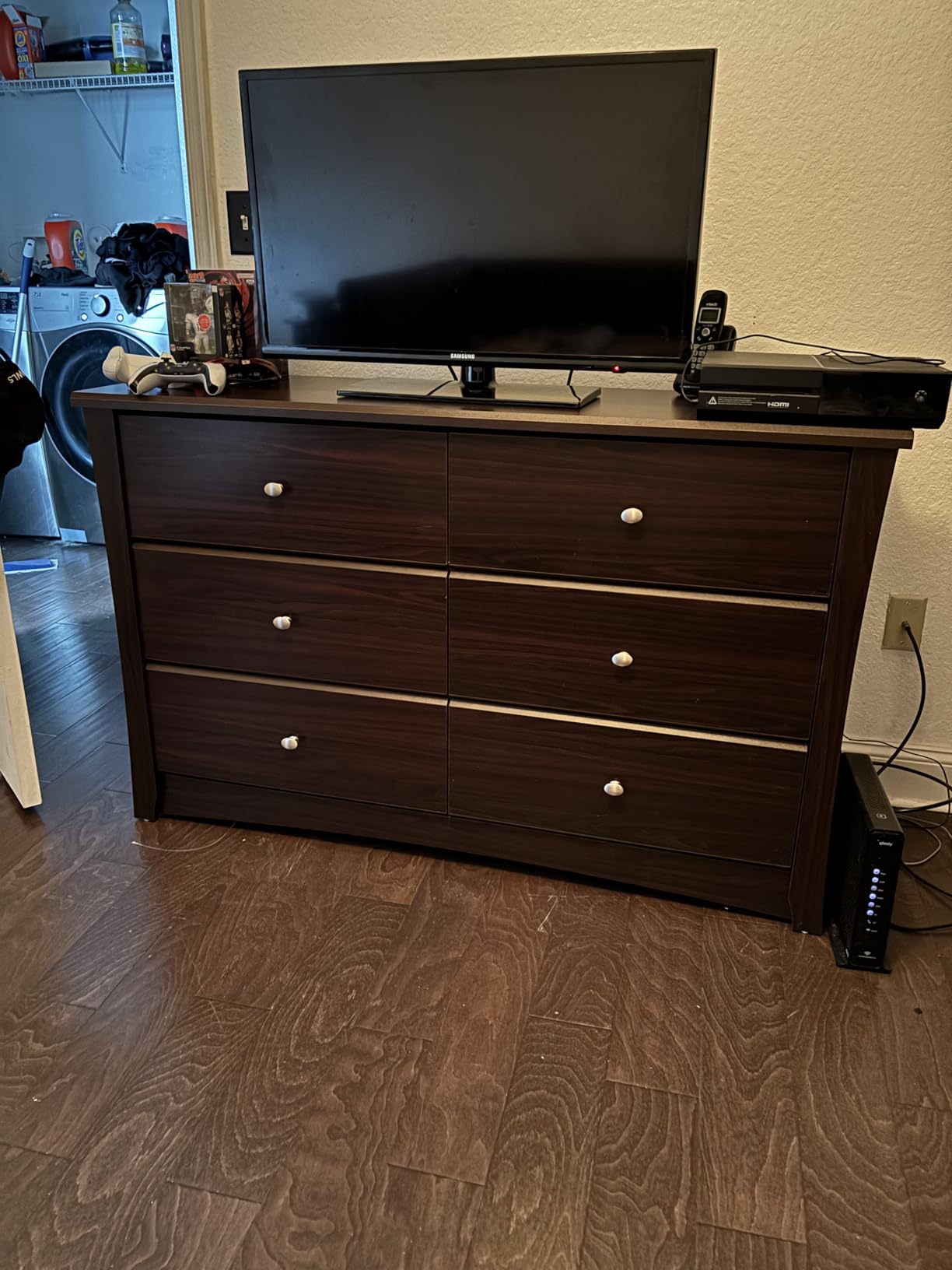 Storkcraft Crescent 6-Drawer Dresser, White customer photo 1