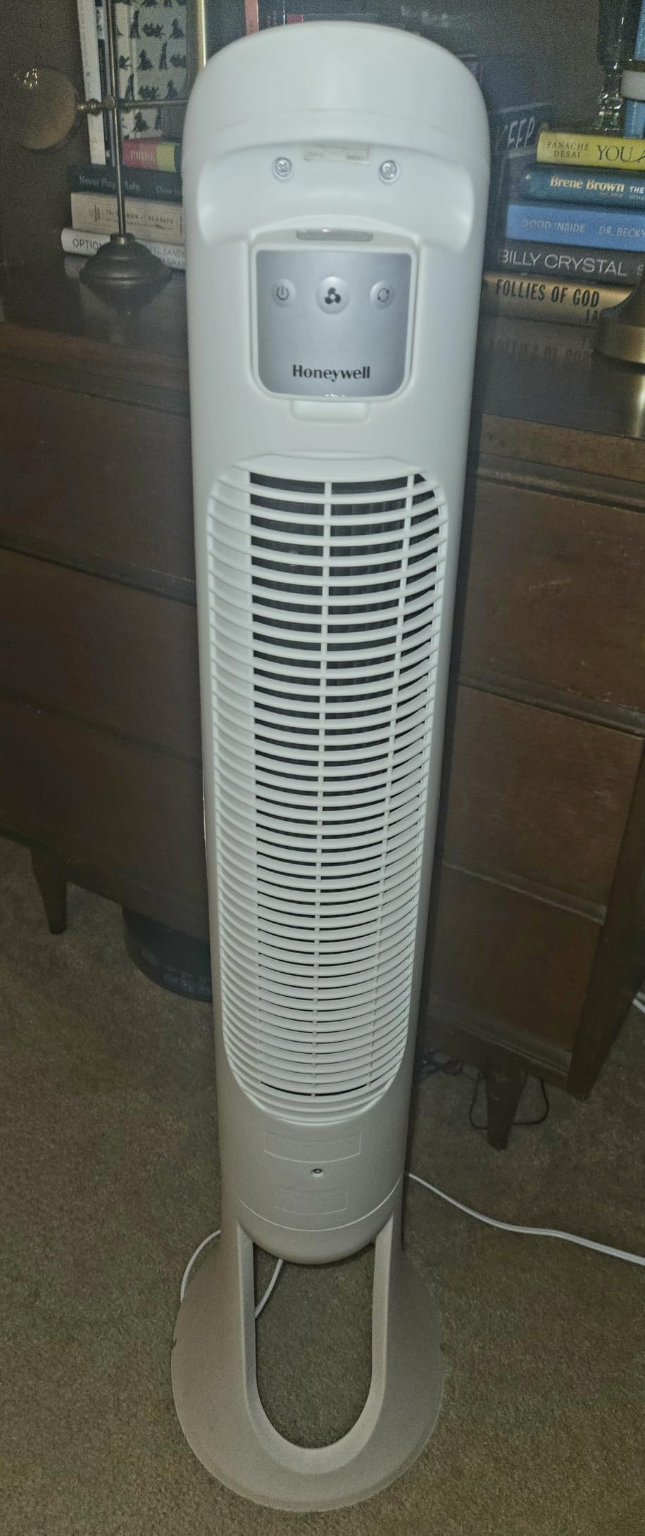 Honeywell QuietSet Whole Room Tower Fan, Oscillating Tower Fan with Remote, Black, HYF290B customer photo 1