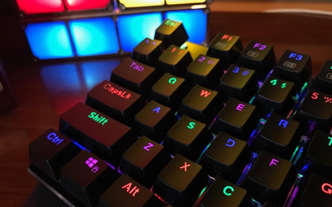 Redragon K556 Wired RGB Mechanical Gaming Keyboard, 104-Key Aluminum Board | Rock-Solid Metal Build, 20 Backlits Immersive ESports Vibe, Hot-swap Comfortable Tactile Brown Switch for Long-Time Typing customer photo 2