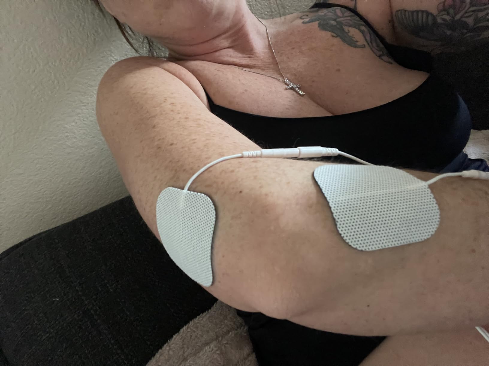AUVON 24 Modes TENS Unit Muscle Stimulator for Pain Relief, Premium Pads customer photo 2