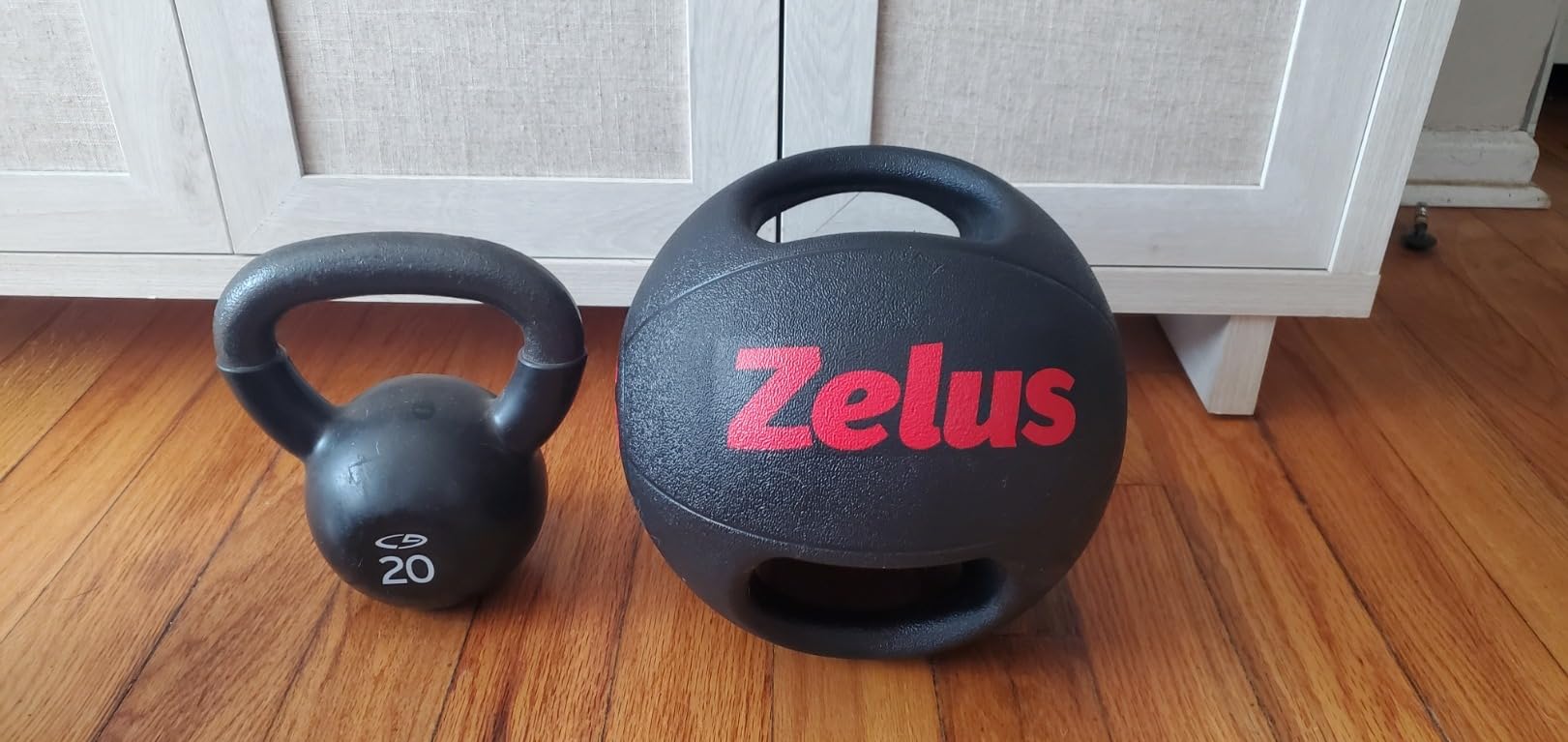 ZELUS Medicine Ball with Dual Grip| 10/20 lbs Exercise Ball |Weight Ball with Handles| Textured Grip Exercise Ball |Strength Training| Core Workouts customer photo 2