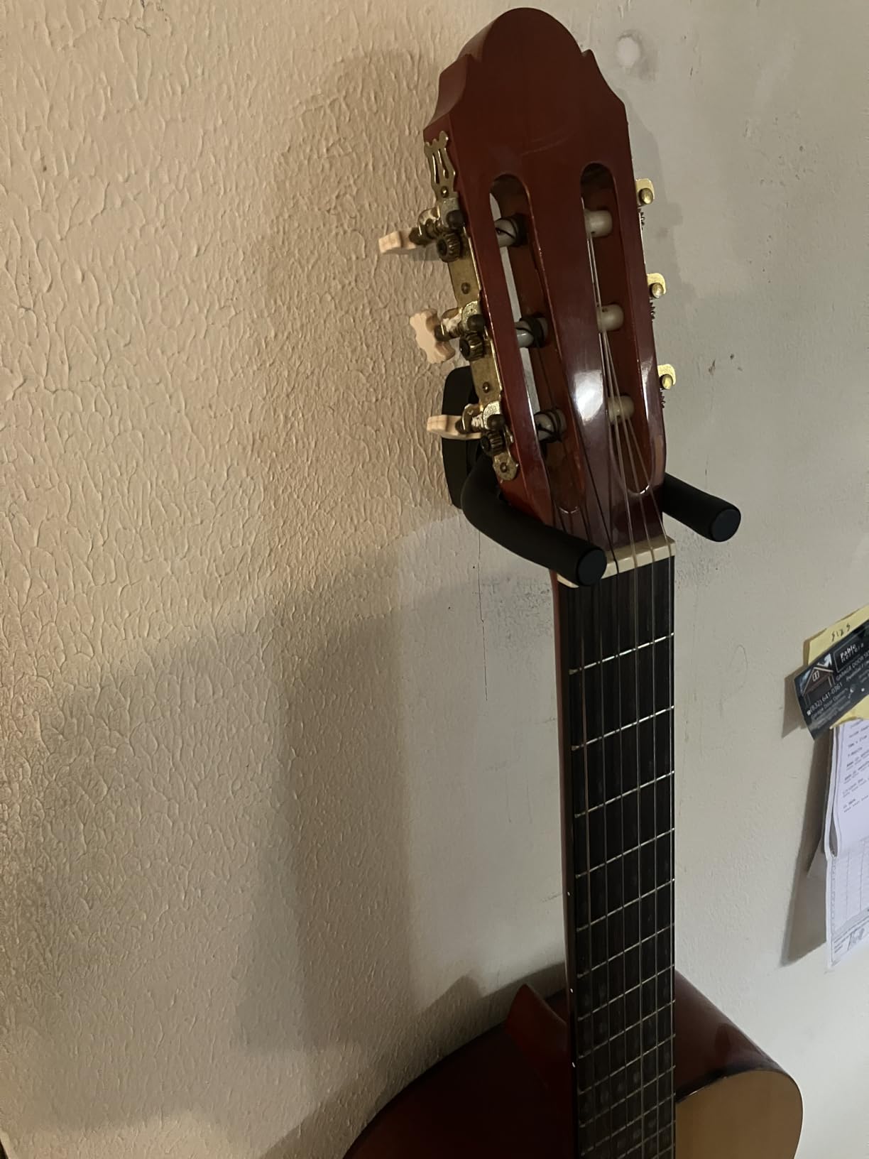 6 Pcs Guitar Hangers Keep Hook Holder Wall Mount for All Size Guitars, Bass, Mandolin, Banjo customer photo 1