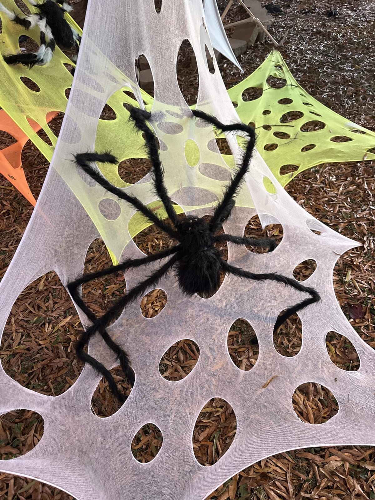 JOYIN Halloween Outdoor Decorations Giant Spider, 5 Ft Large Spider for Yard Lawn Garden Patio Scary Halloween Outside Decor, Indoor Haunted House Prop and Home Party Decor, Black customer photo 1