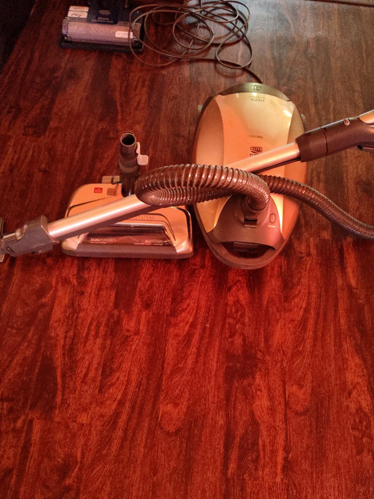 Kenmore 81214 200 Series Pet Friendly Lightweight Bagged Canister Vacuum with HEPA, 2 Motor System, and 3 Cleaning Tools-Orange customer photo 1