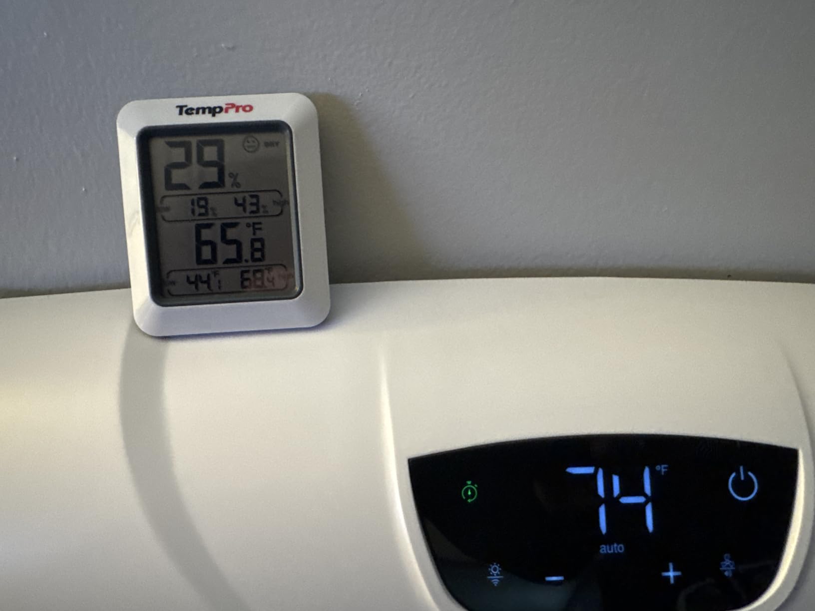 Heat Storm Phoenix Infrared Space Heater with Attachable Feet, Remote Control, Energy Efficient-750-1500 Watts, White Floor or Wall - HS-1500-PHX customer photo 2