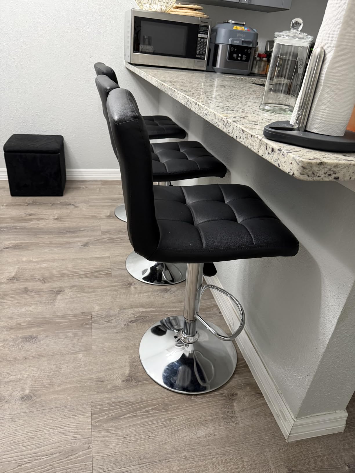 BestOffice | Bar Stools with Backrest | Black, Set of 2 | PU Leather customer photo 1