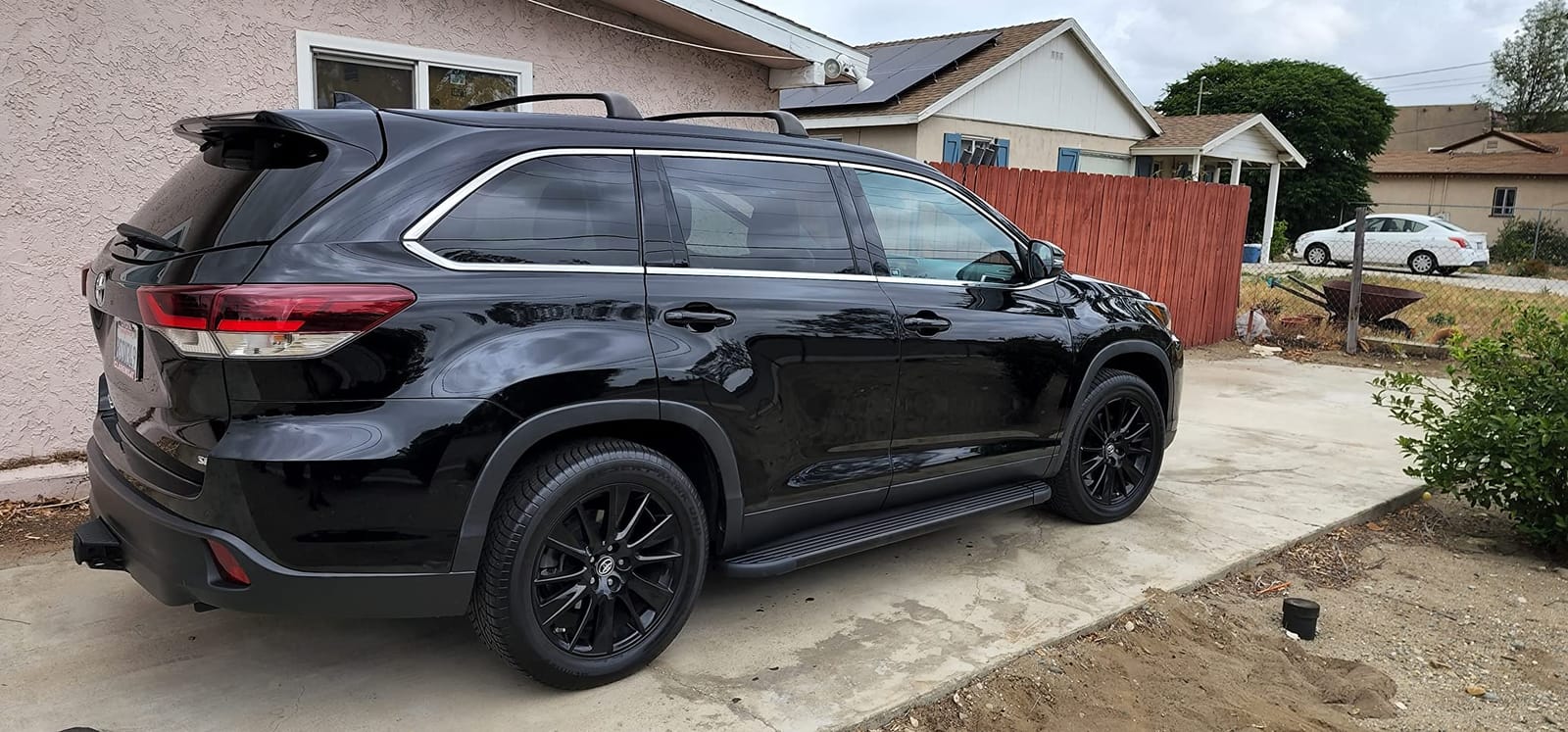 TAC Aluminum SUV Black Running Boards Fit 2014-2019 Toyota Highlander, Side Steps & Nerf Bars (2 Pieces) customer photo 2
