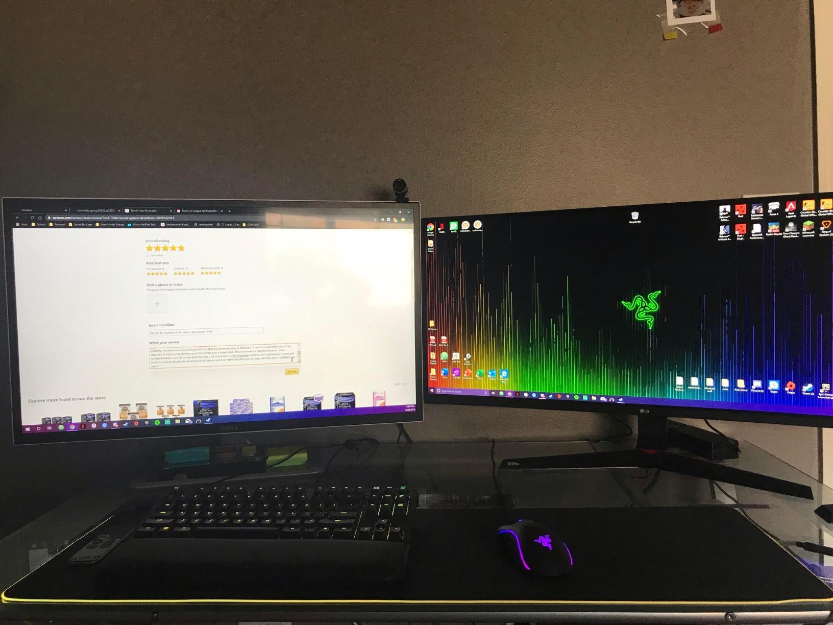 Razer Goliathus Extended Chroma Gaming Mousepad, Soft Cloth Material, Black | Customizable Chroma RGB Lighting, Balanced Control & Speed, Non-Slip Rubber Base customer photo 1