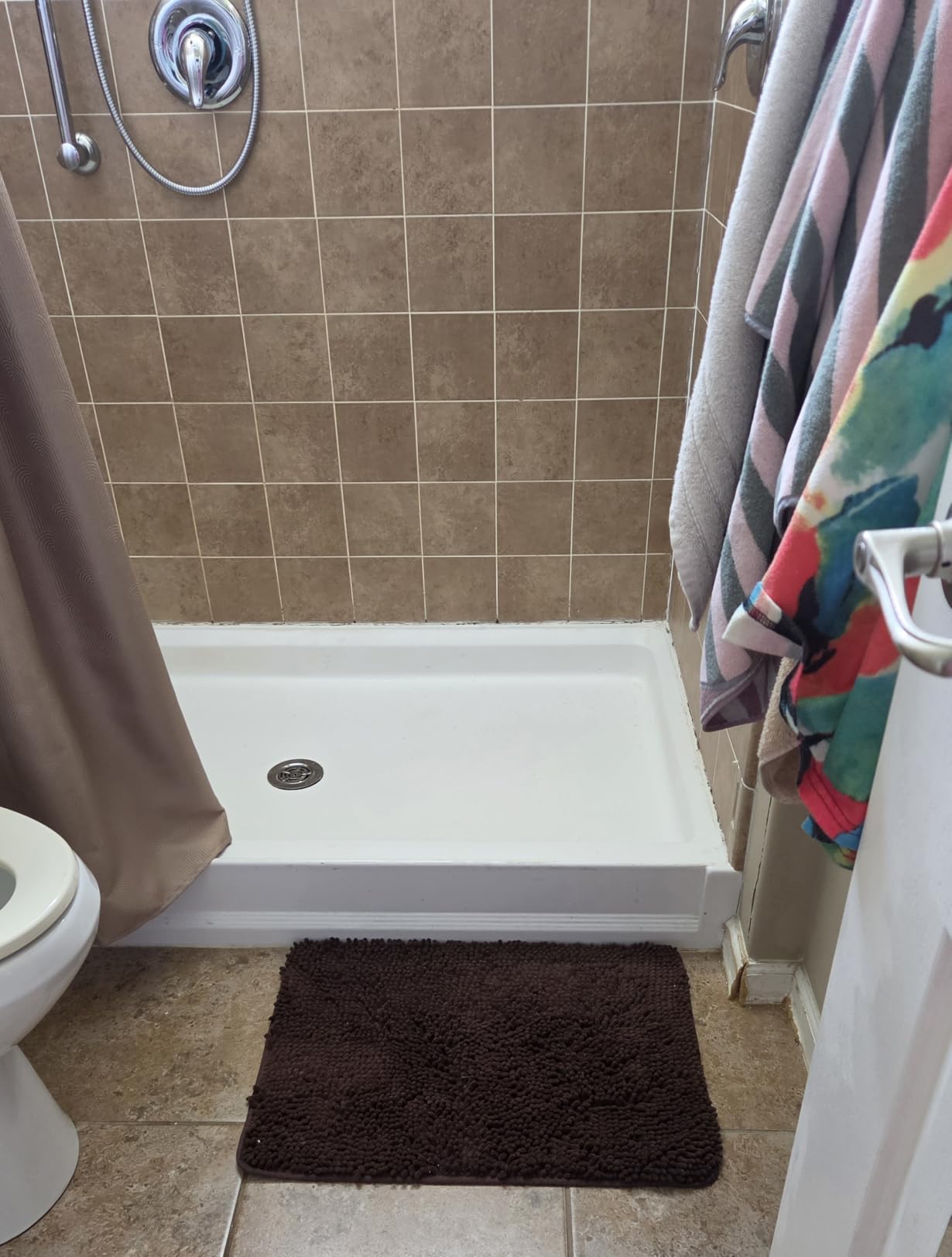 GORILLA GRIP Bath Rug Mat for Bathroom, Absorbent Chenille, 24x17 Gray customer photo 2