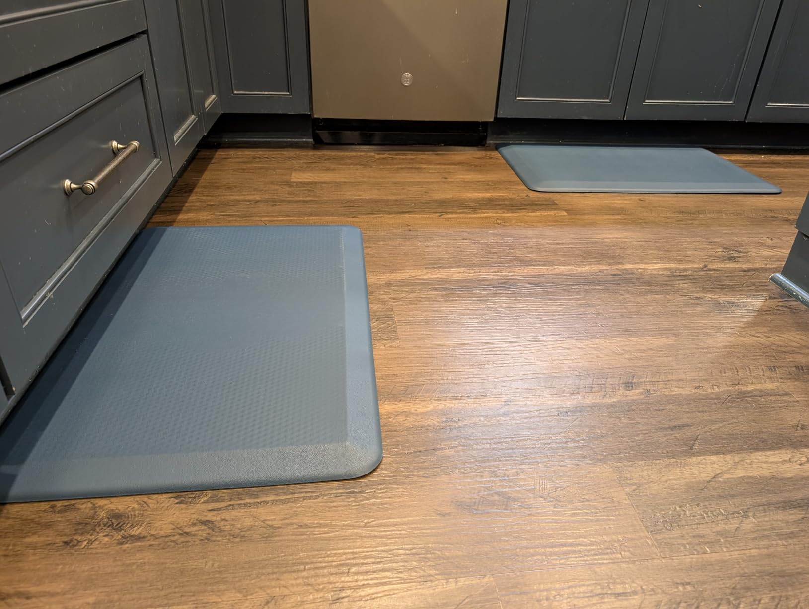 GORILLA GRIP Cushioned Antifatigue Kitchen Mat for Floor, 24x17, Black customer photo 2