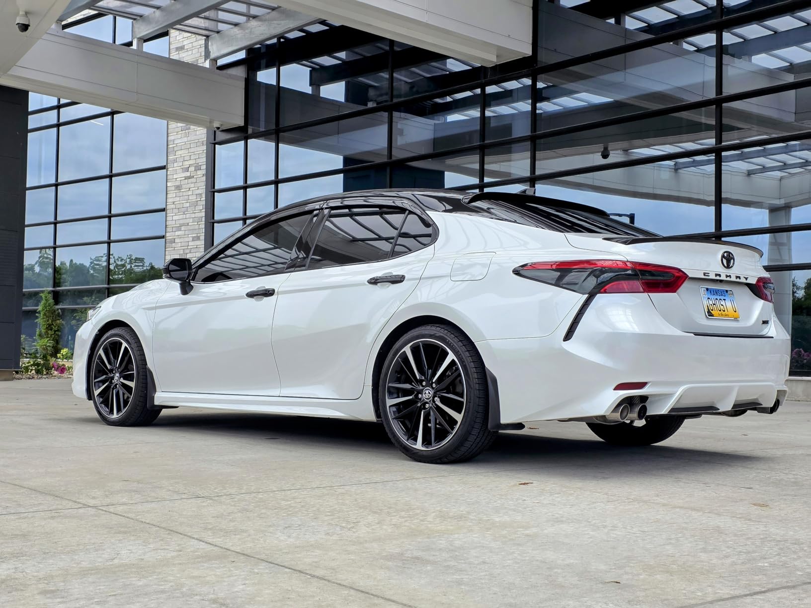 JDM Style Glossy Black Rear Window Roof Spoiler Compatible with 2018-2024 Toyota Camry LE SE XSE XLE Hybrid TRD customer photo 2