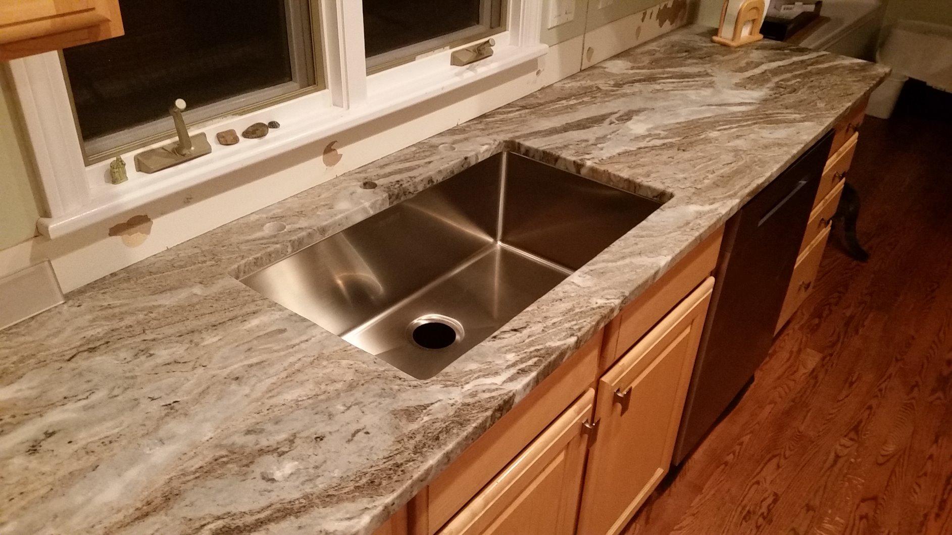 Ruvati 13x15-in 16-Gauge Zero-Radius Undermount Bar Sink - RVH7113 customer photo 2